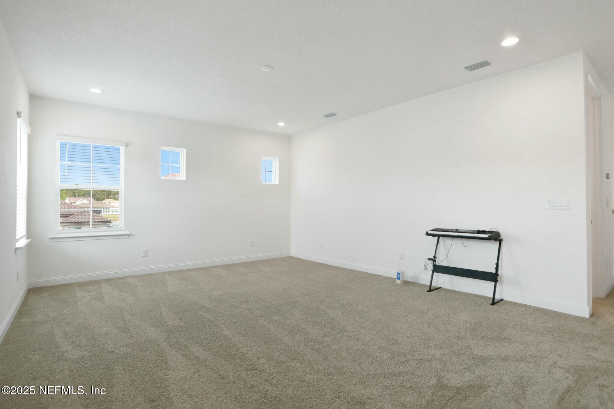 3089 SPIRO Circle