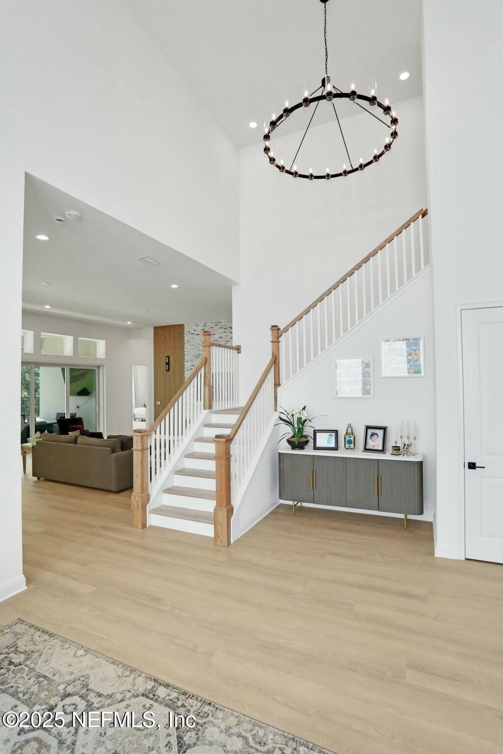 3089 SPIRO Circle