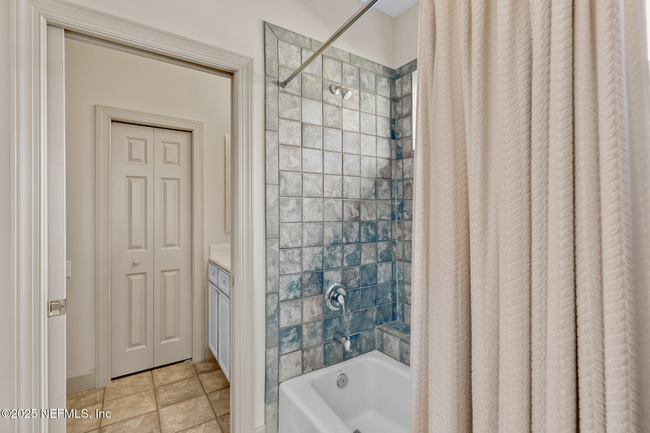 2472 DEN Street, St. Augustine