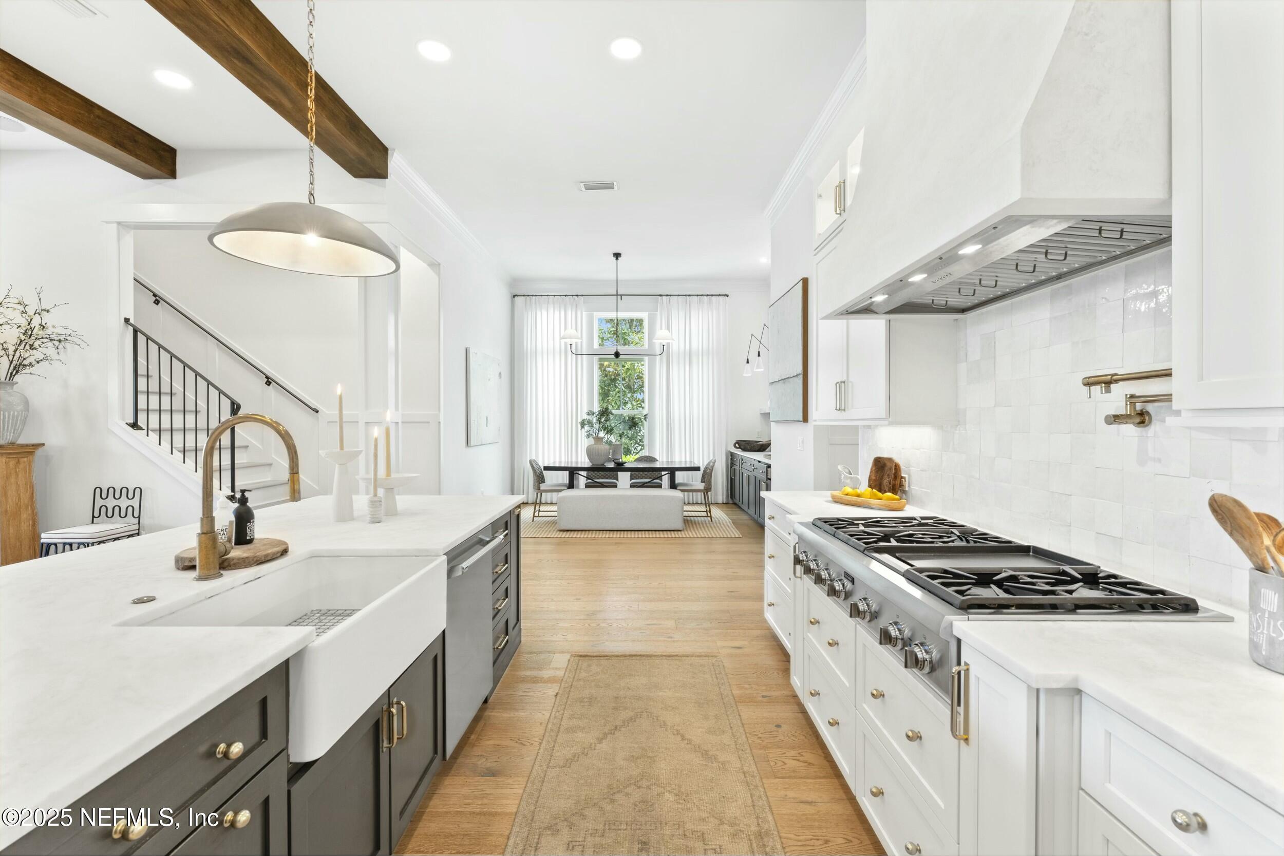 14061 MAGNOLIA COVE Road