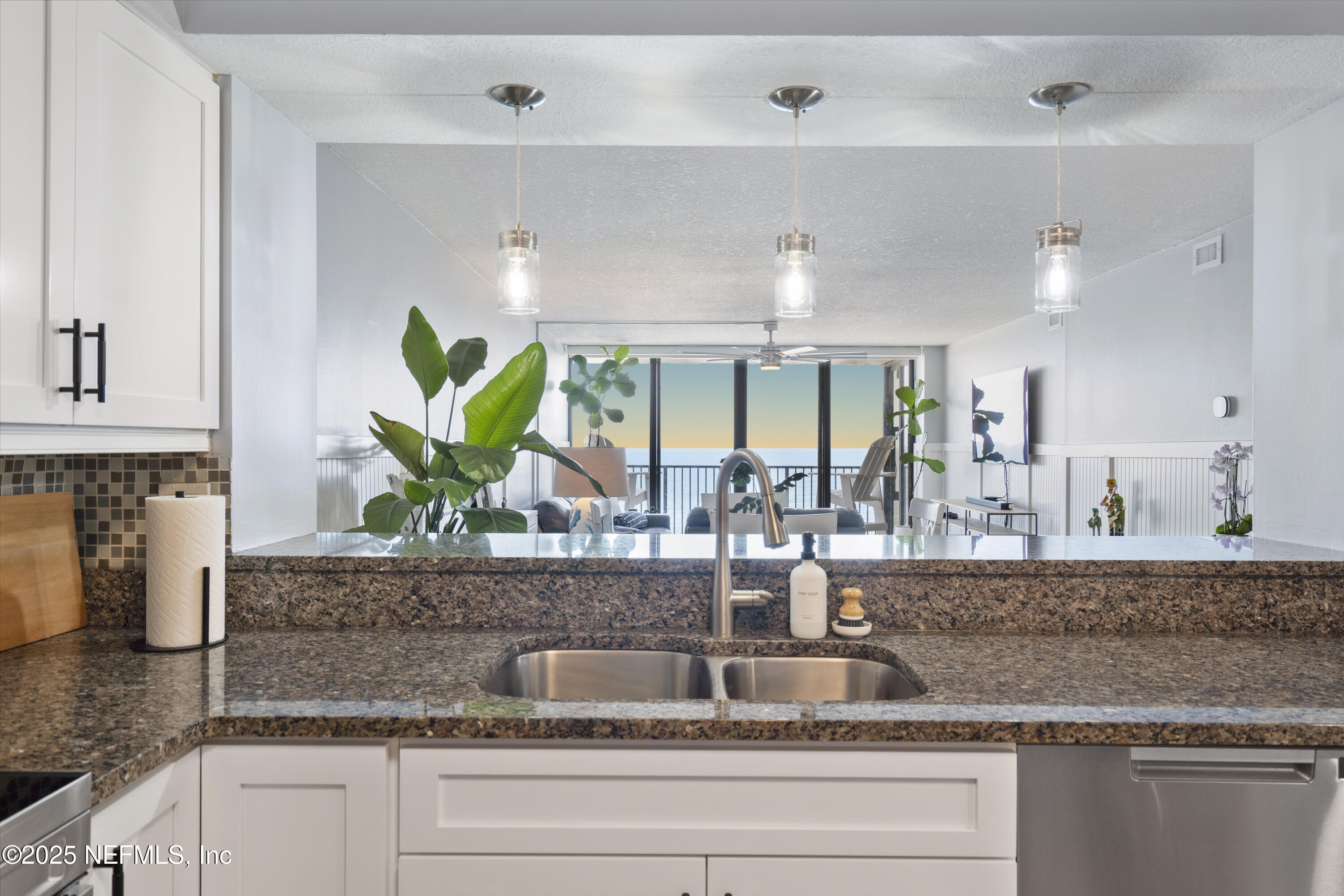 1301 1ST Street S, 1002