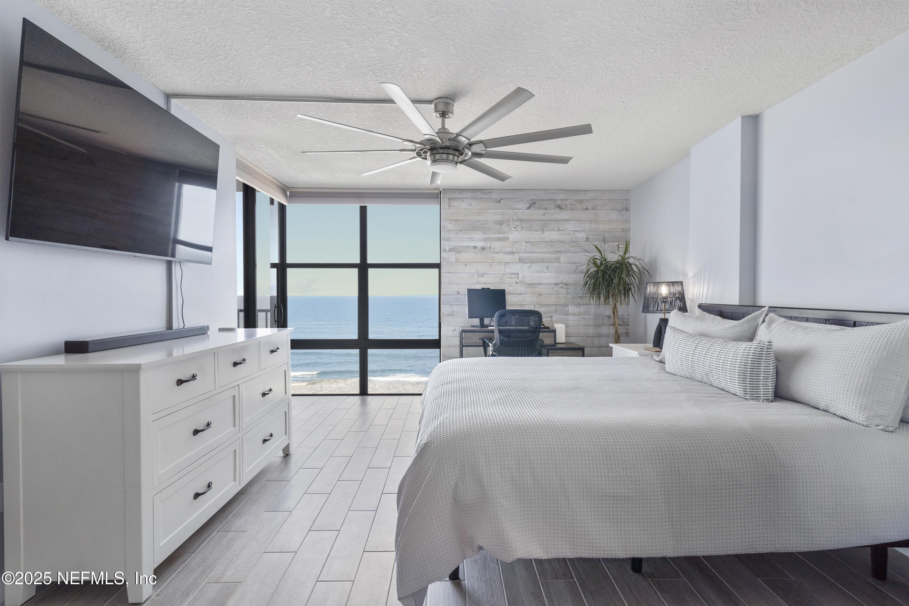 1301 1ST Street S, 1002