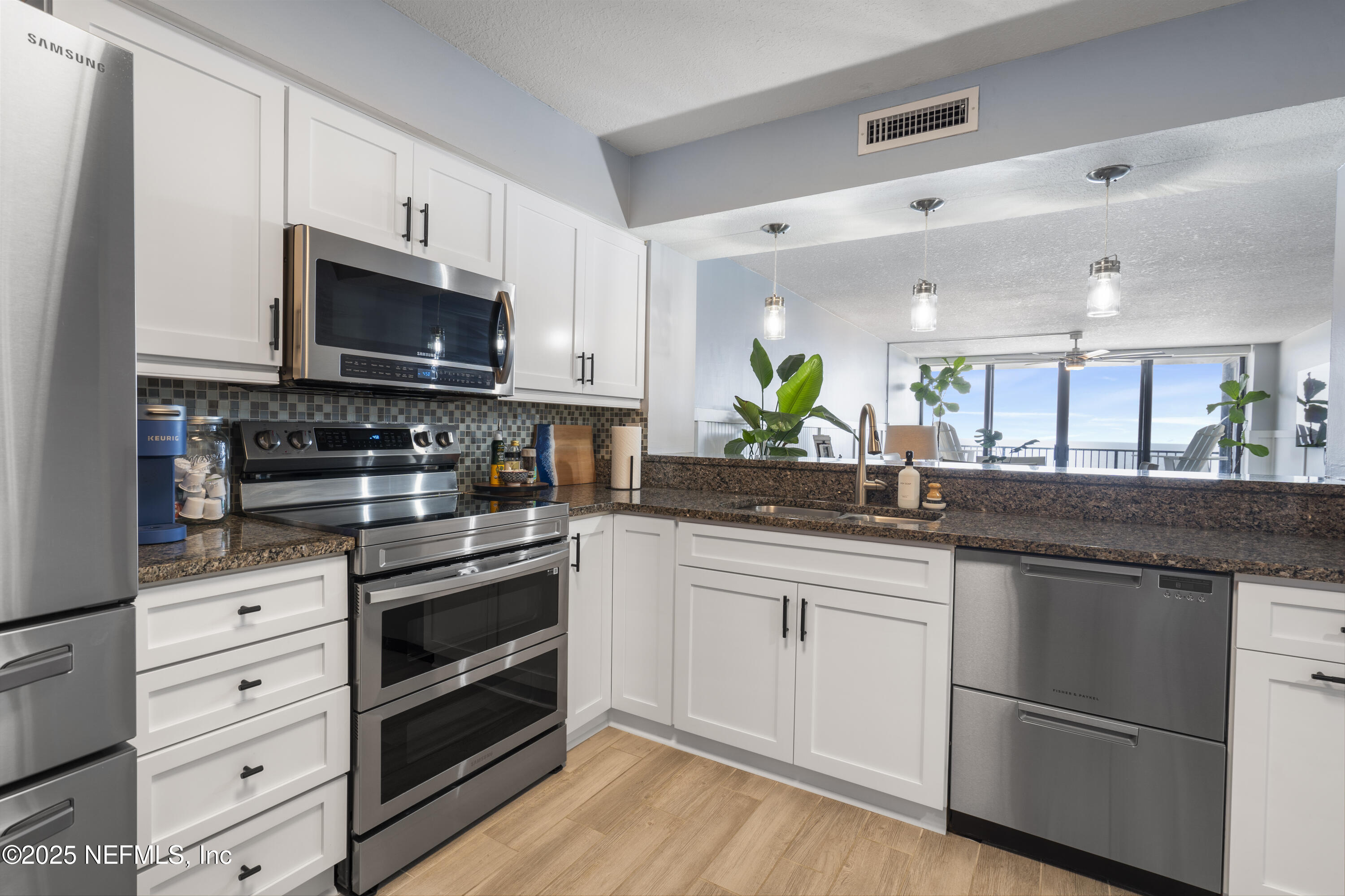 1301 1ST Street S, 1002