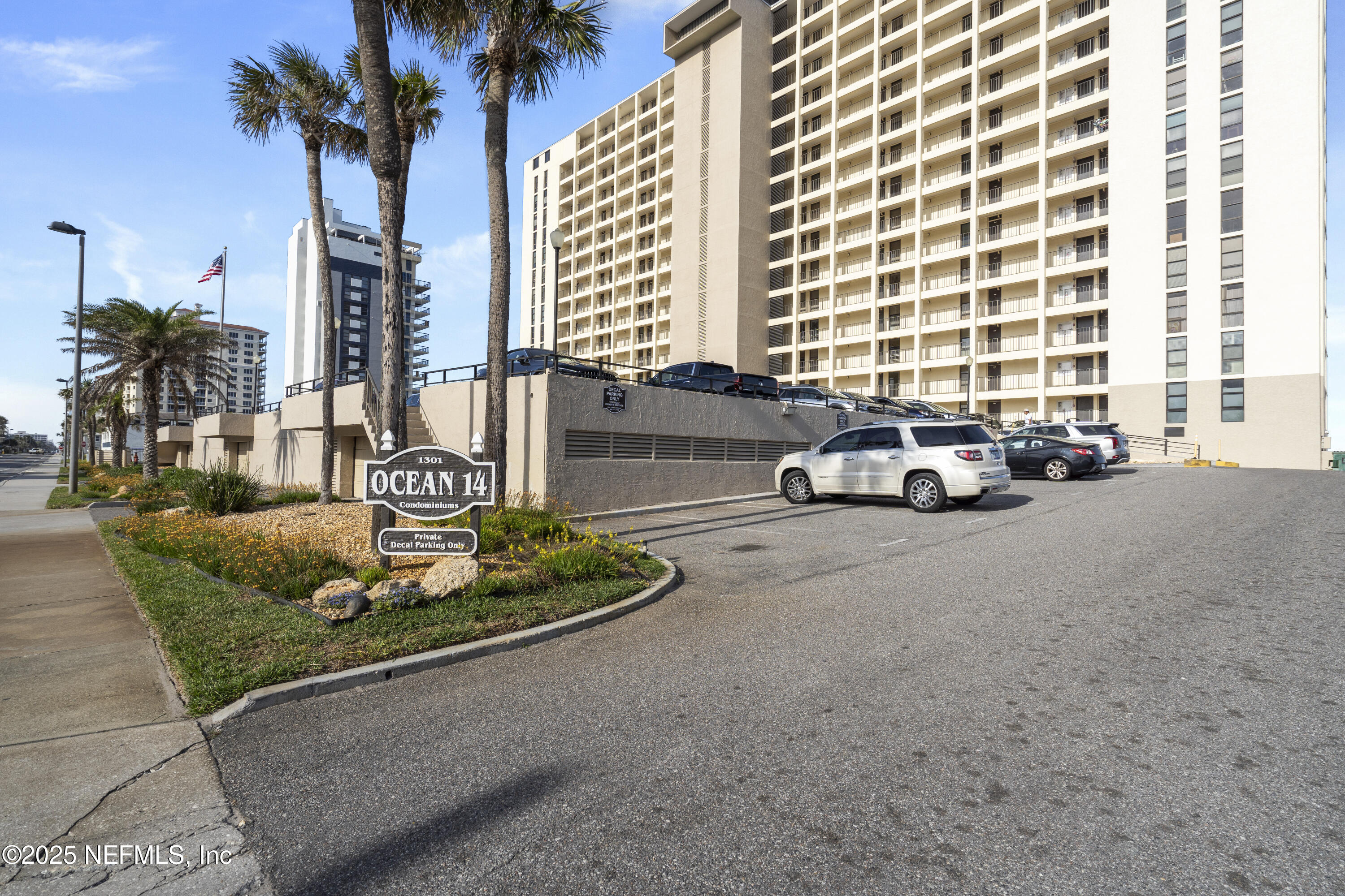 1301 1ST Street S, 1002