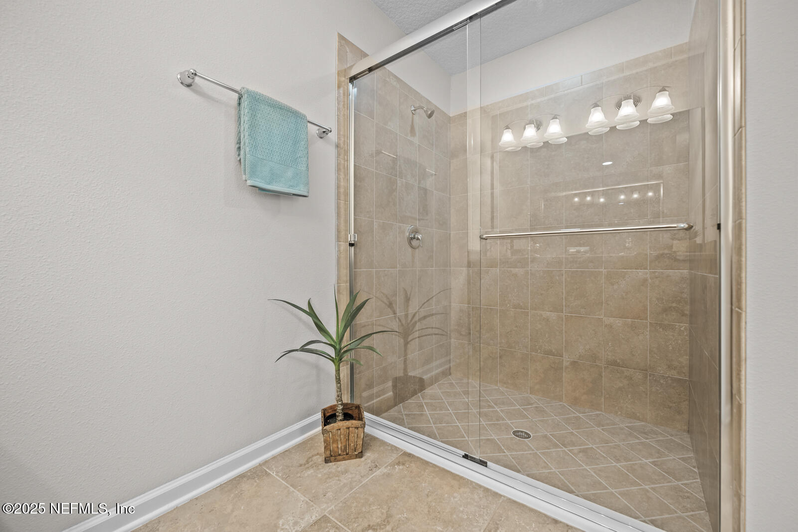 173 N TWIN MAPLE Road, St. Augustine