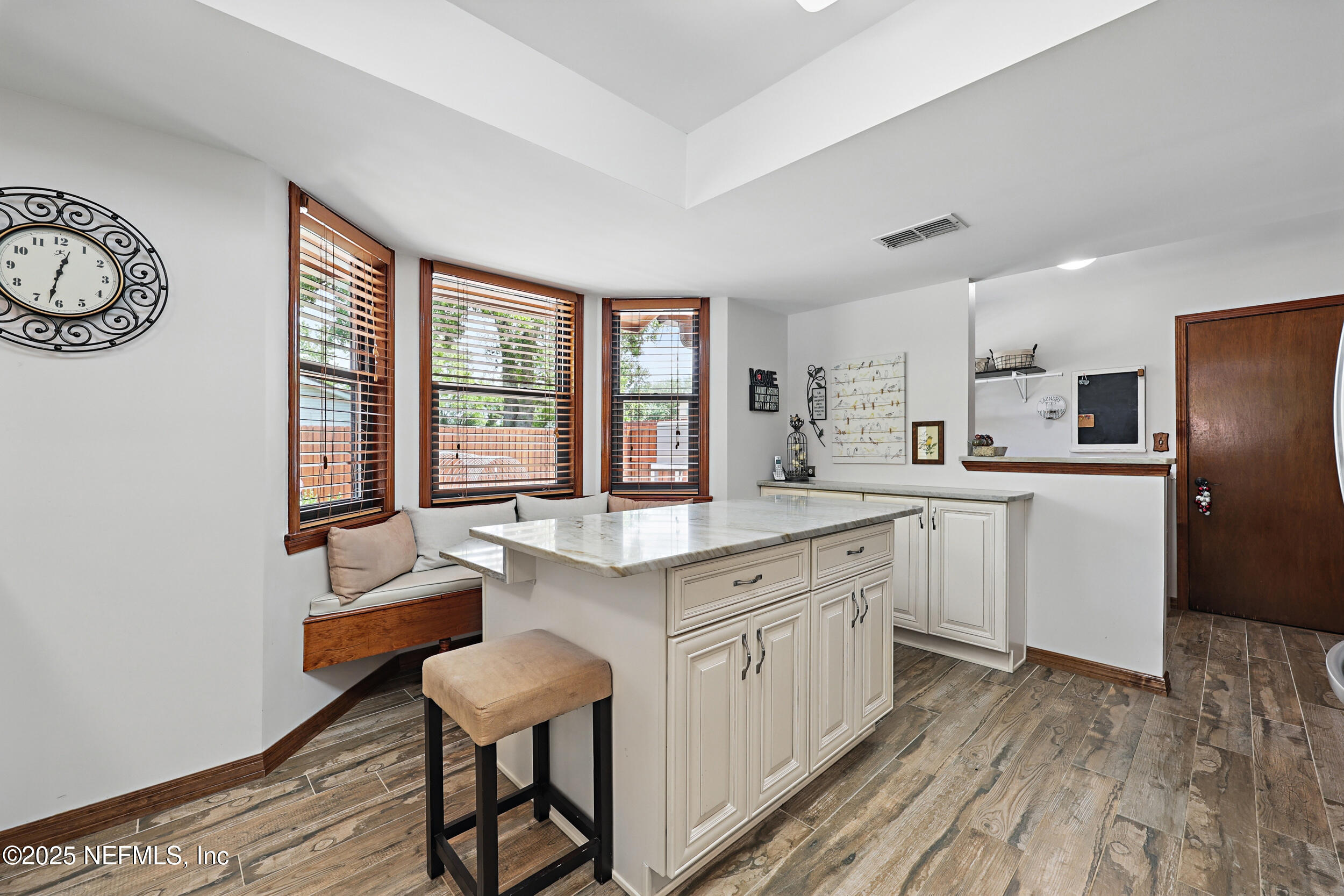 3154 BROOKS Road