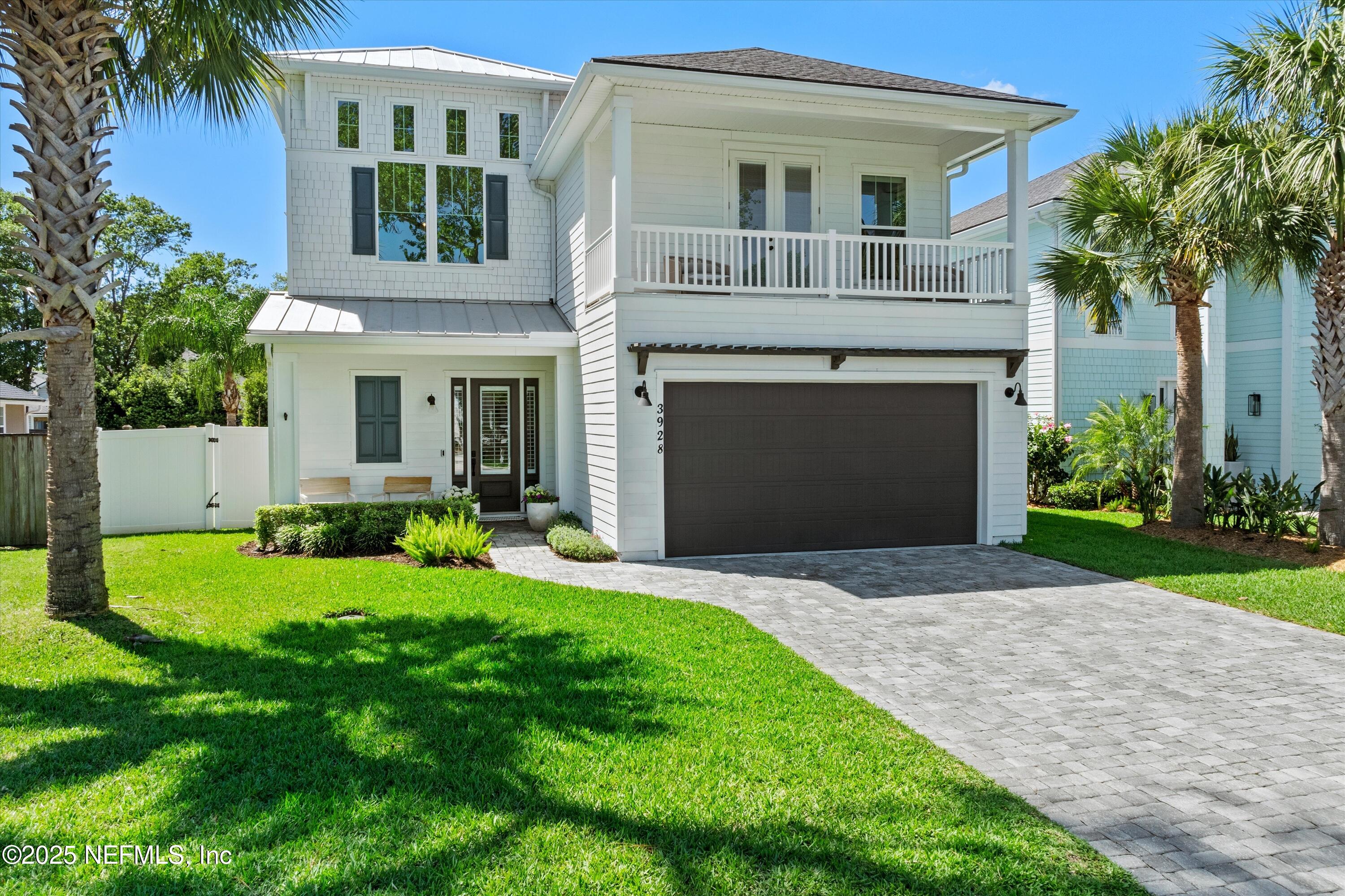3928 PALM Way