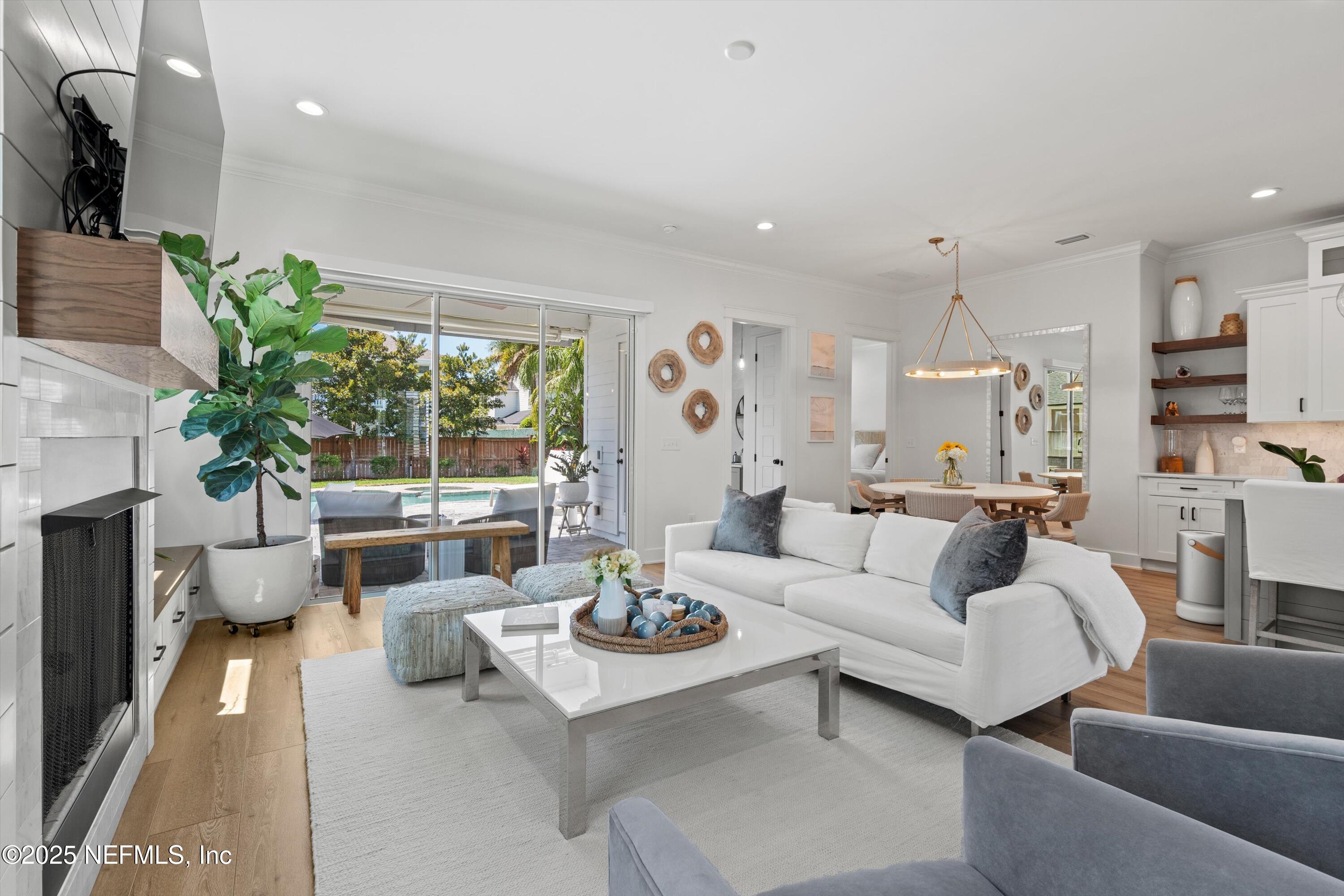 3928 PALM Way