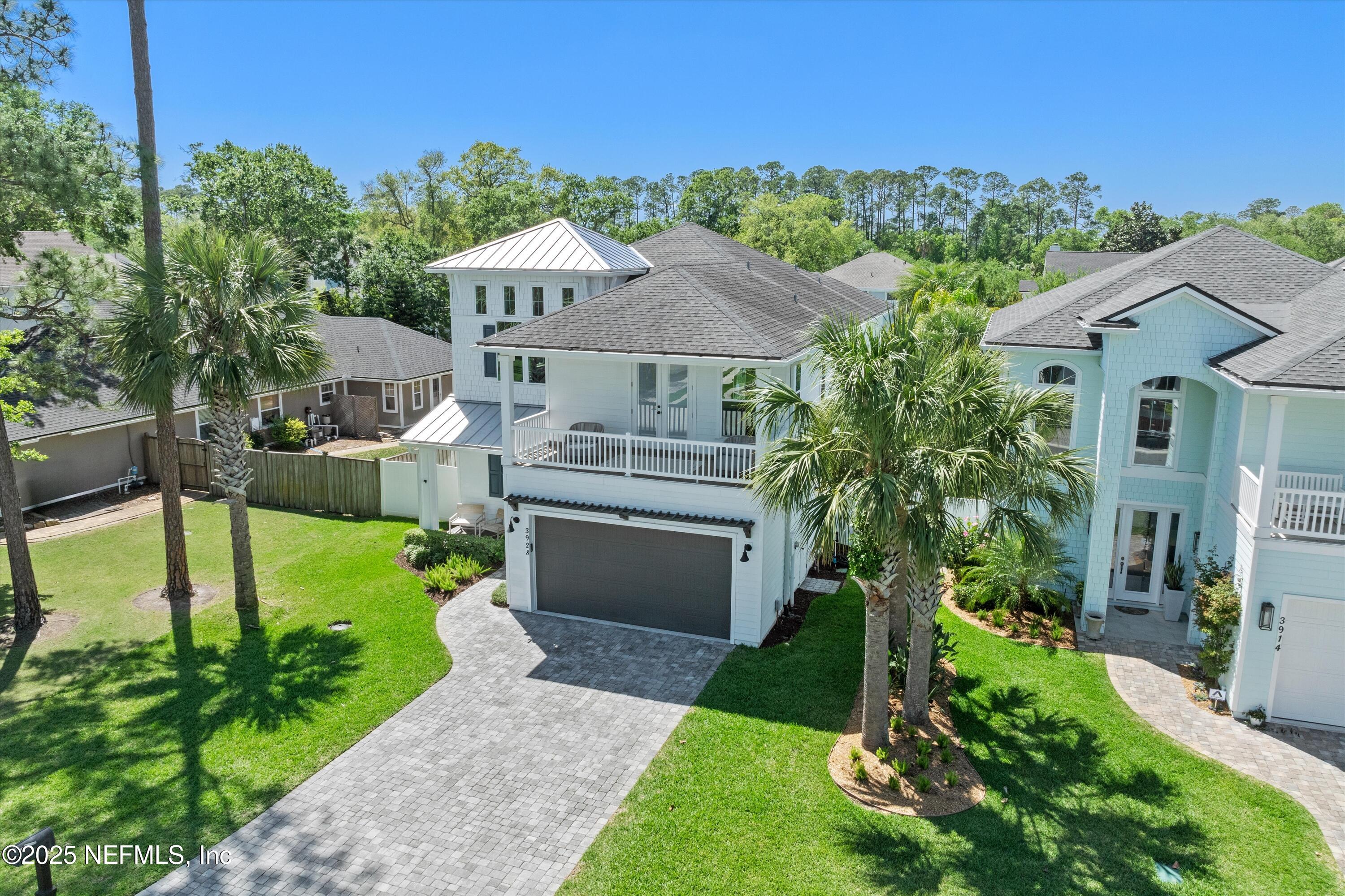 3928 PALM Way