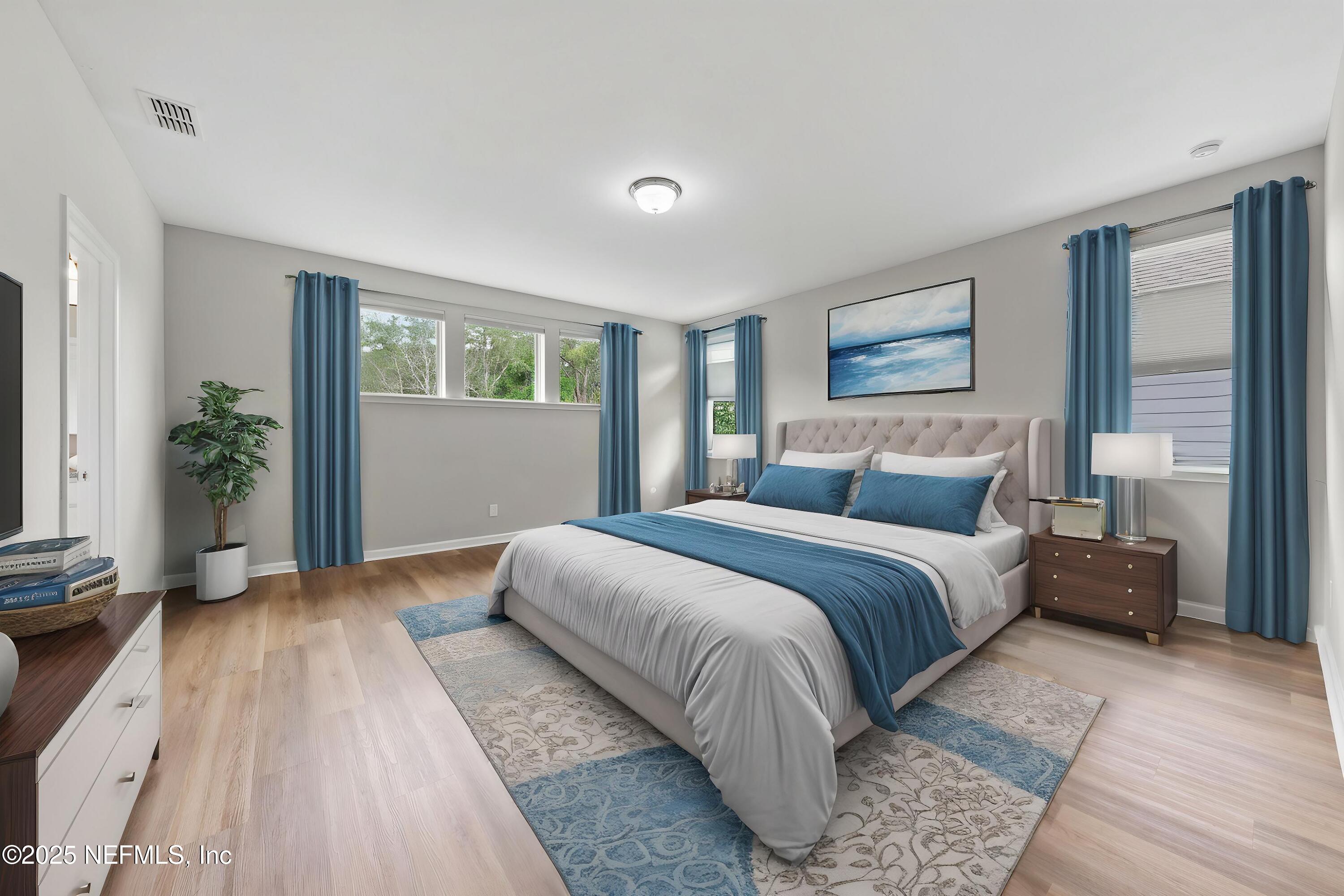 577 SOUTHERN OAK Drive