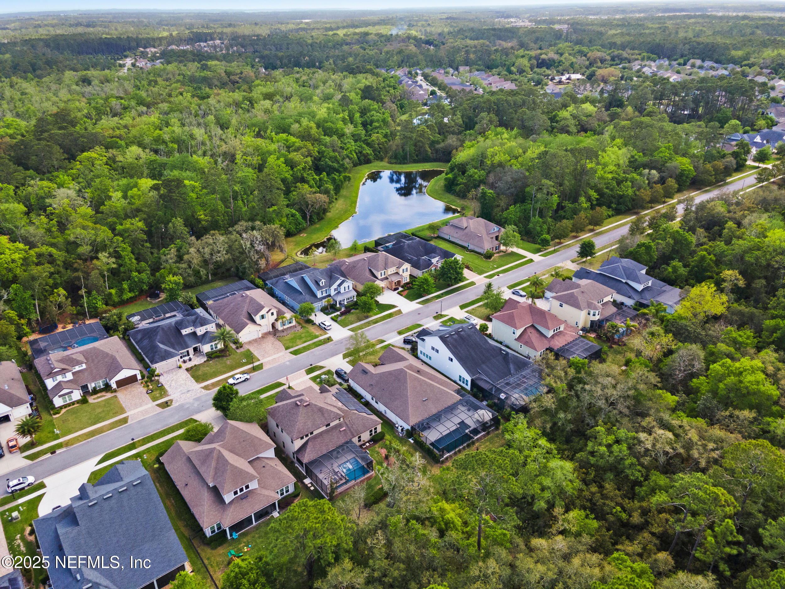 577 SOUTHERN OAK Drive