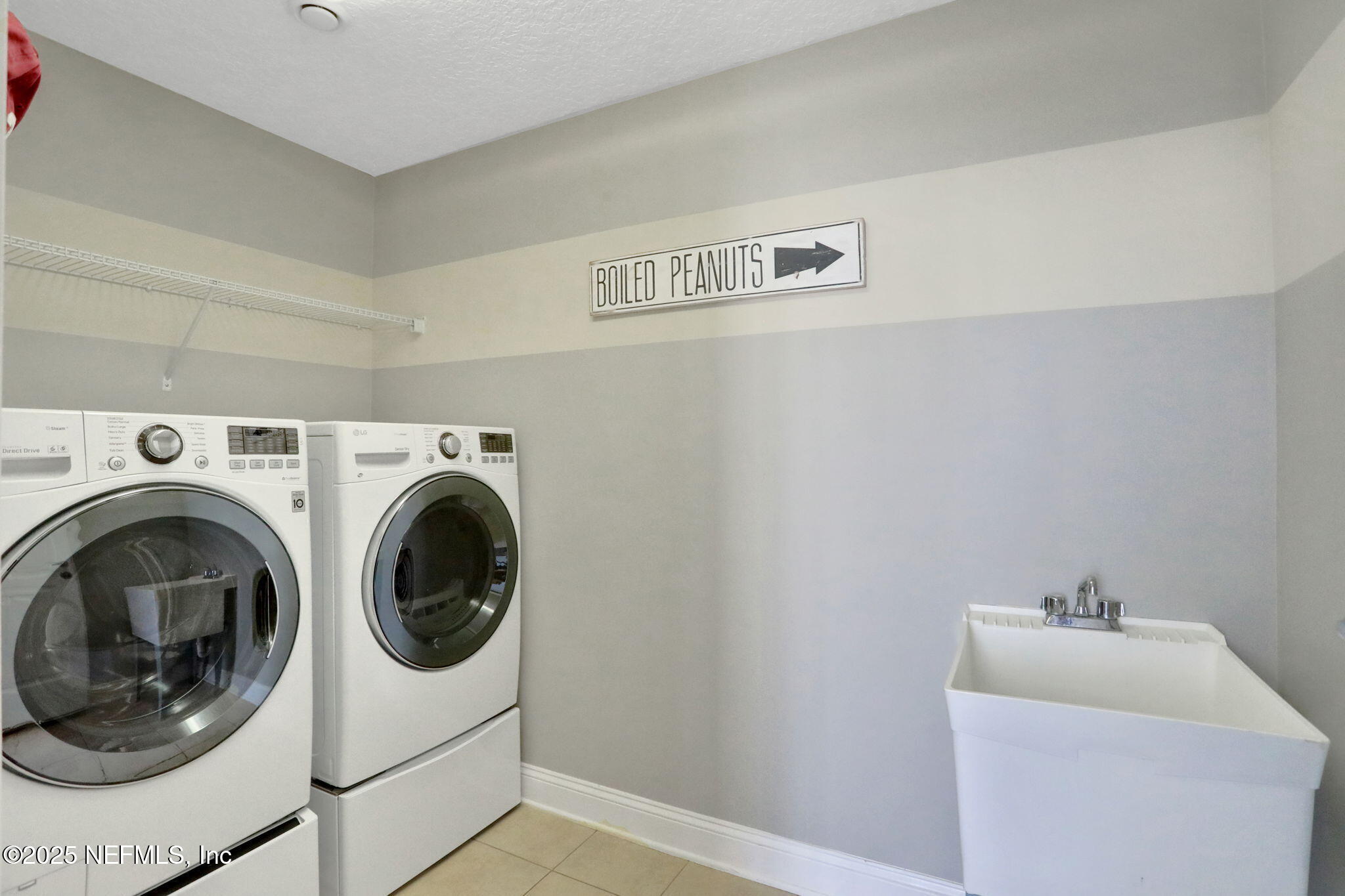 180 PELICAN POINTE Road