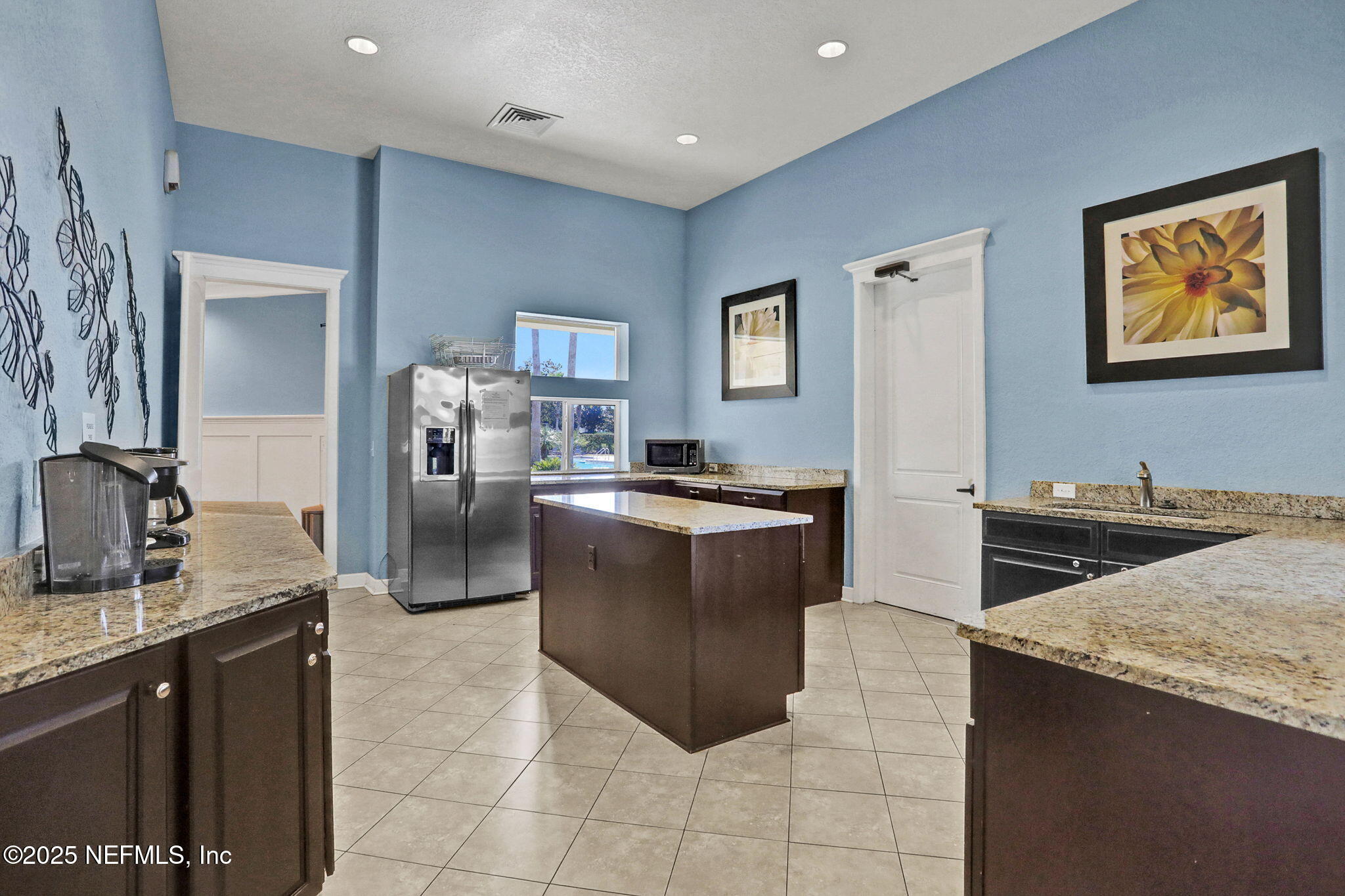 180 PELICAN POINTE Road