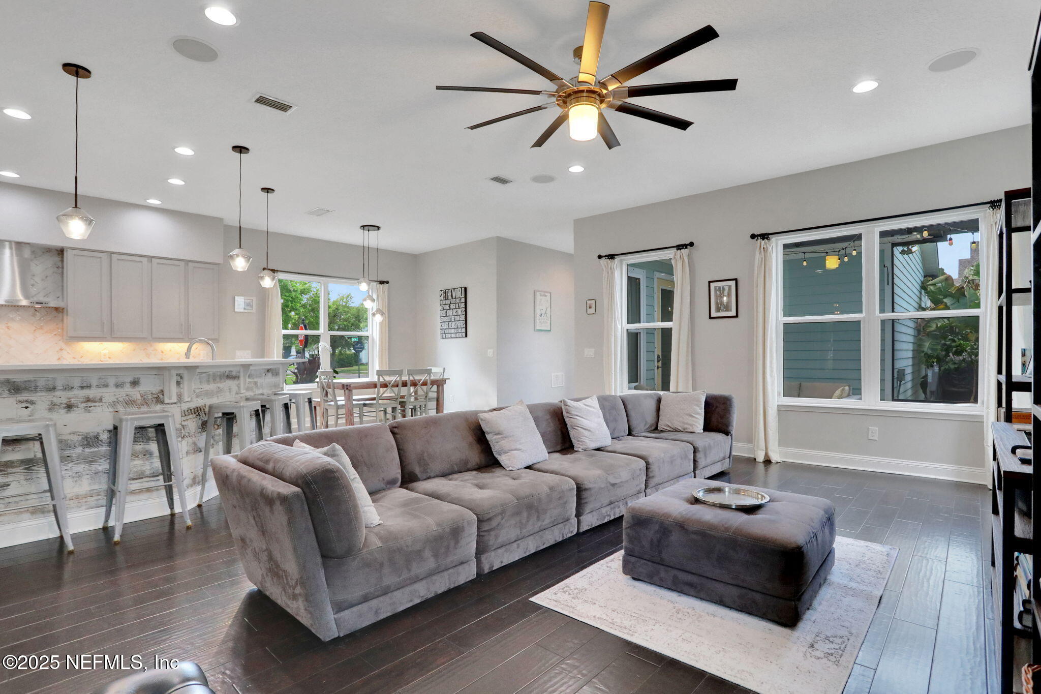 180 PELICAN POINTE Road