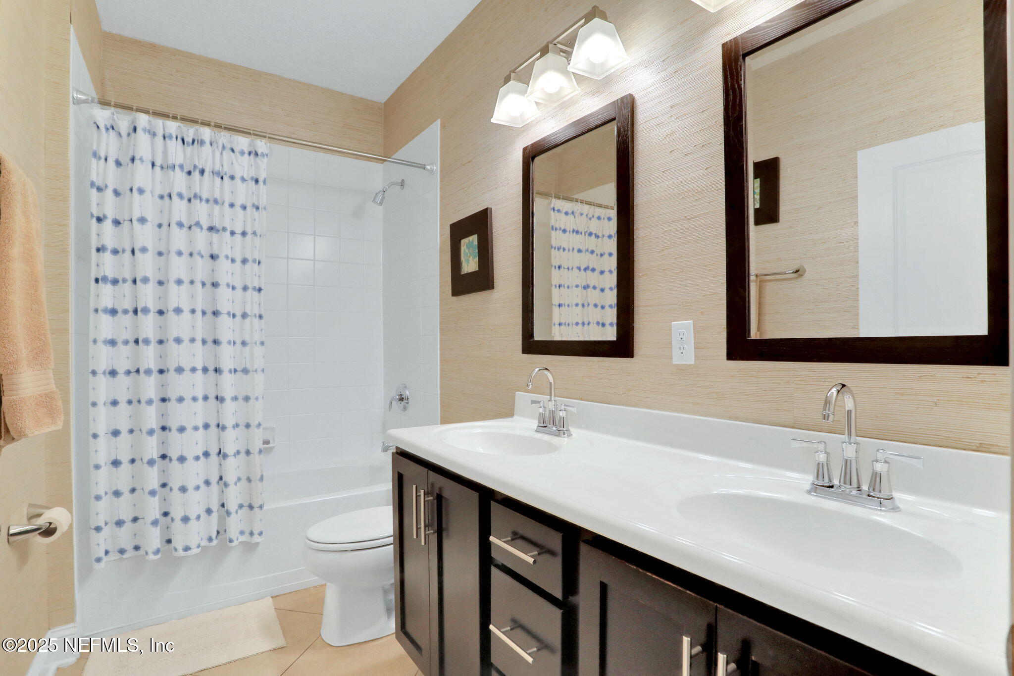 180 PELICAN POINTE Road