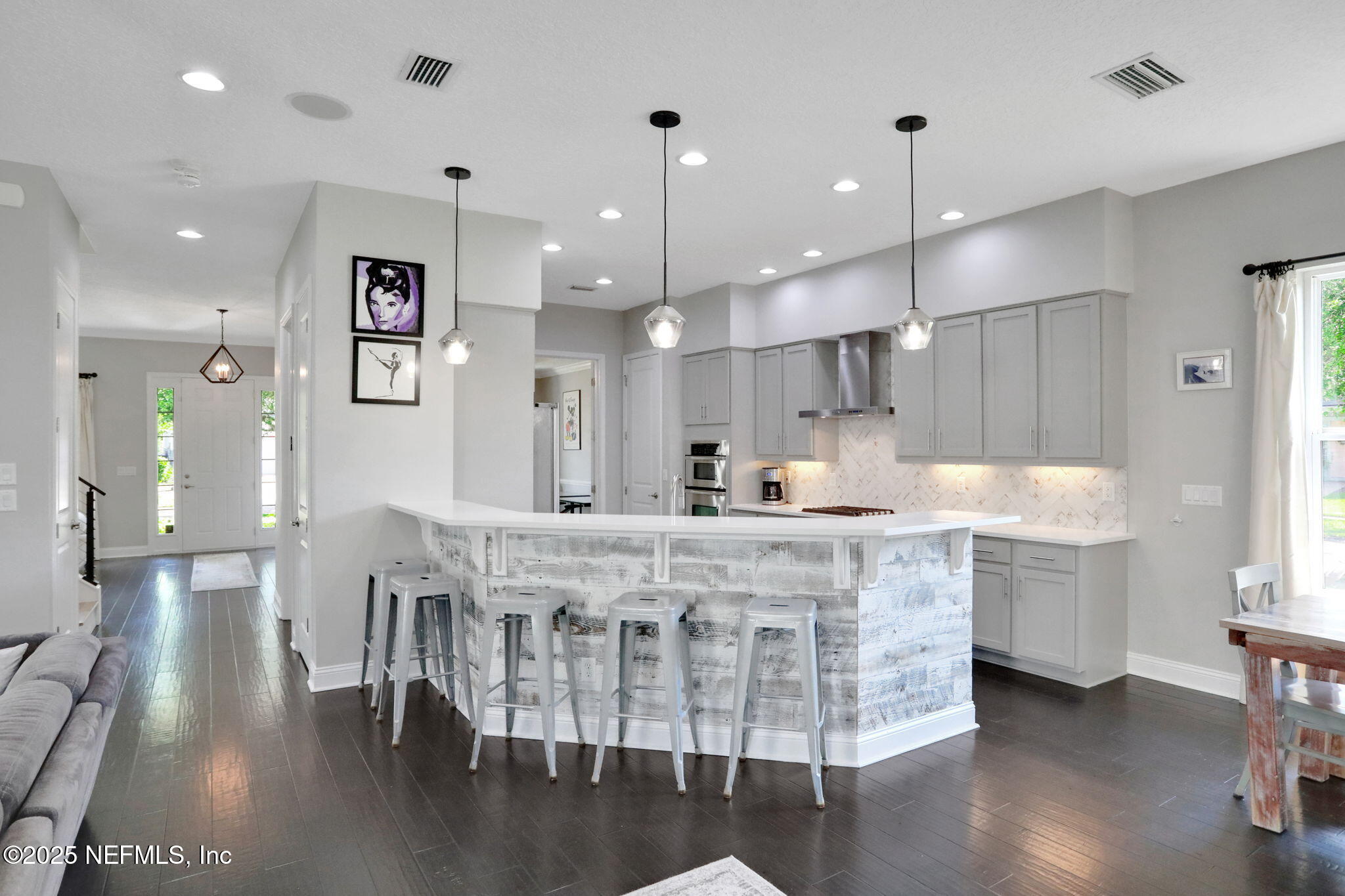 180 PELICAN POINTE Road