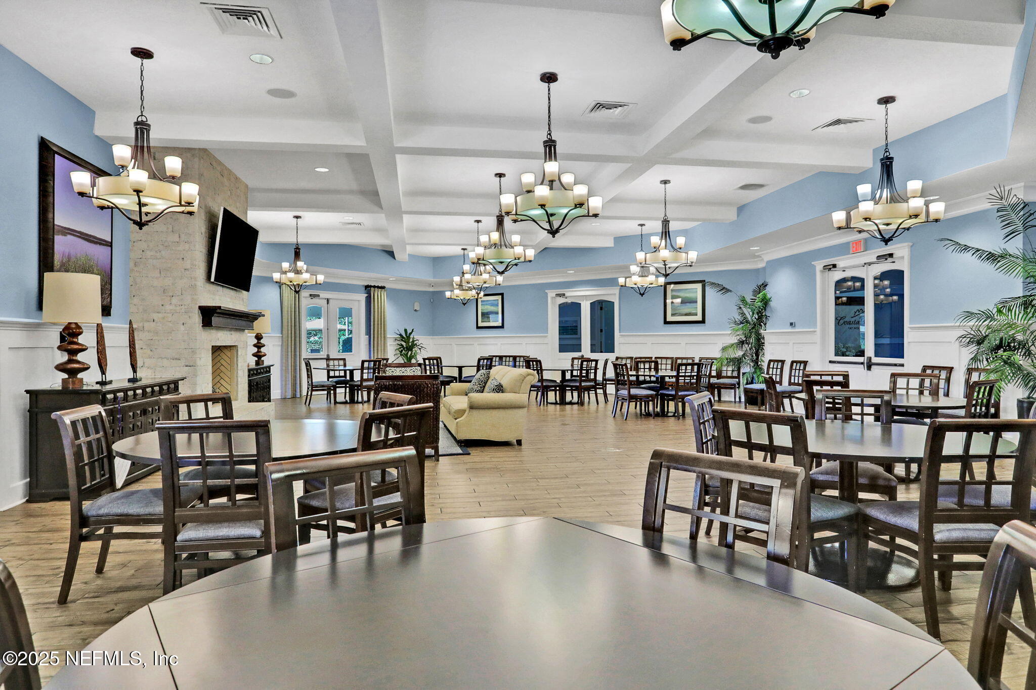 180 PELICAN POINTE Road