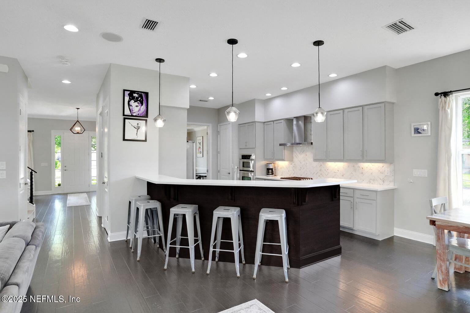 180 PELICAN POINTE Road