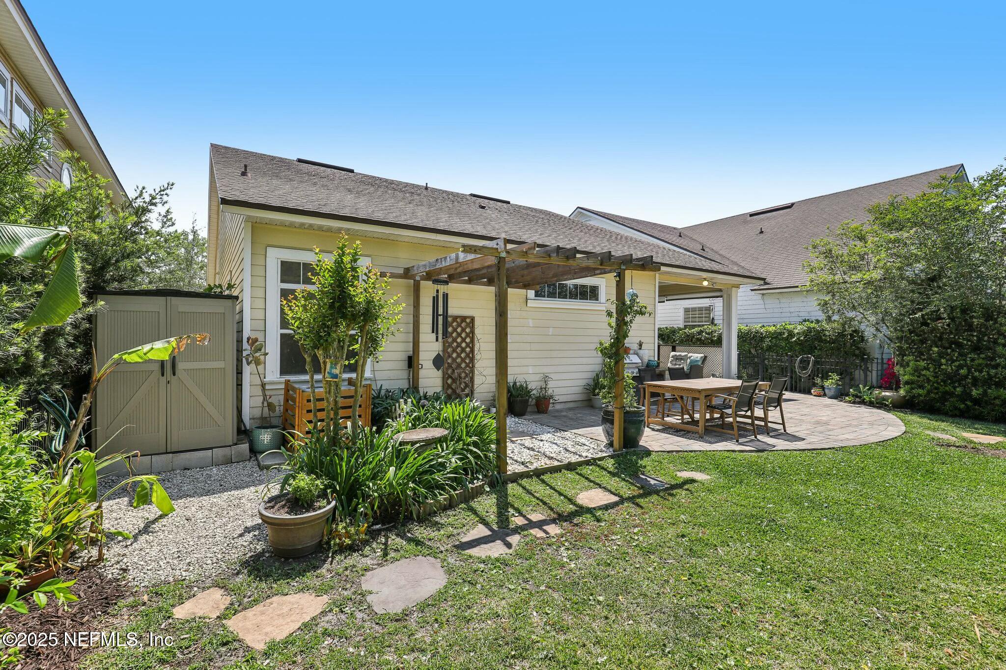 804 N END Street, St. Augustine