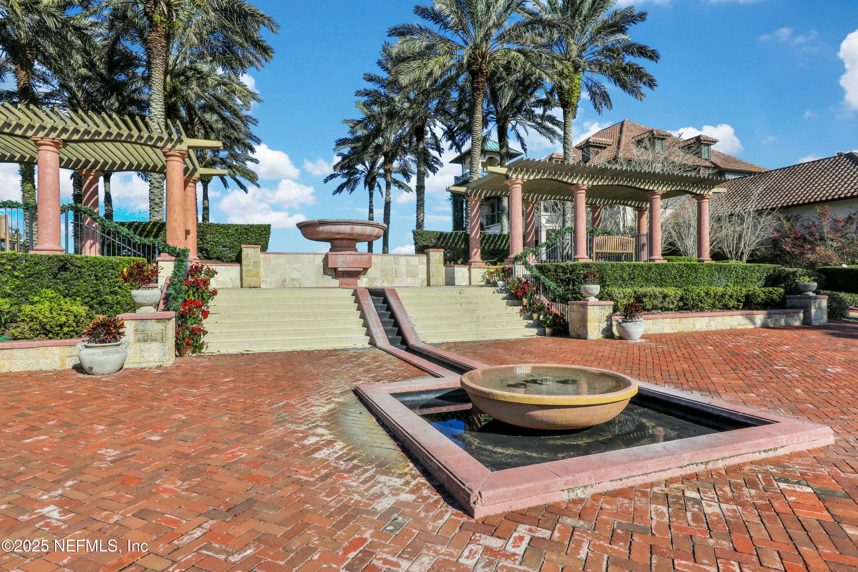 804 N END Street, St. Augustine