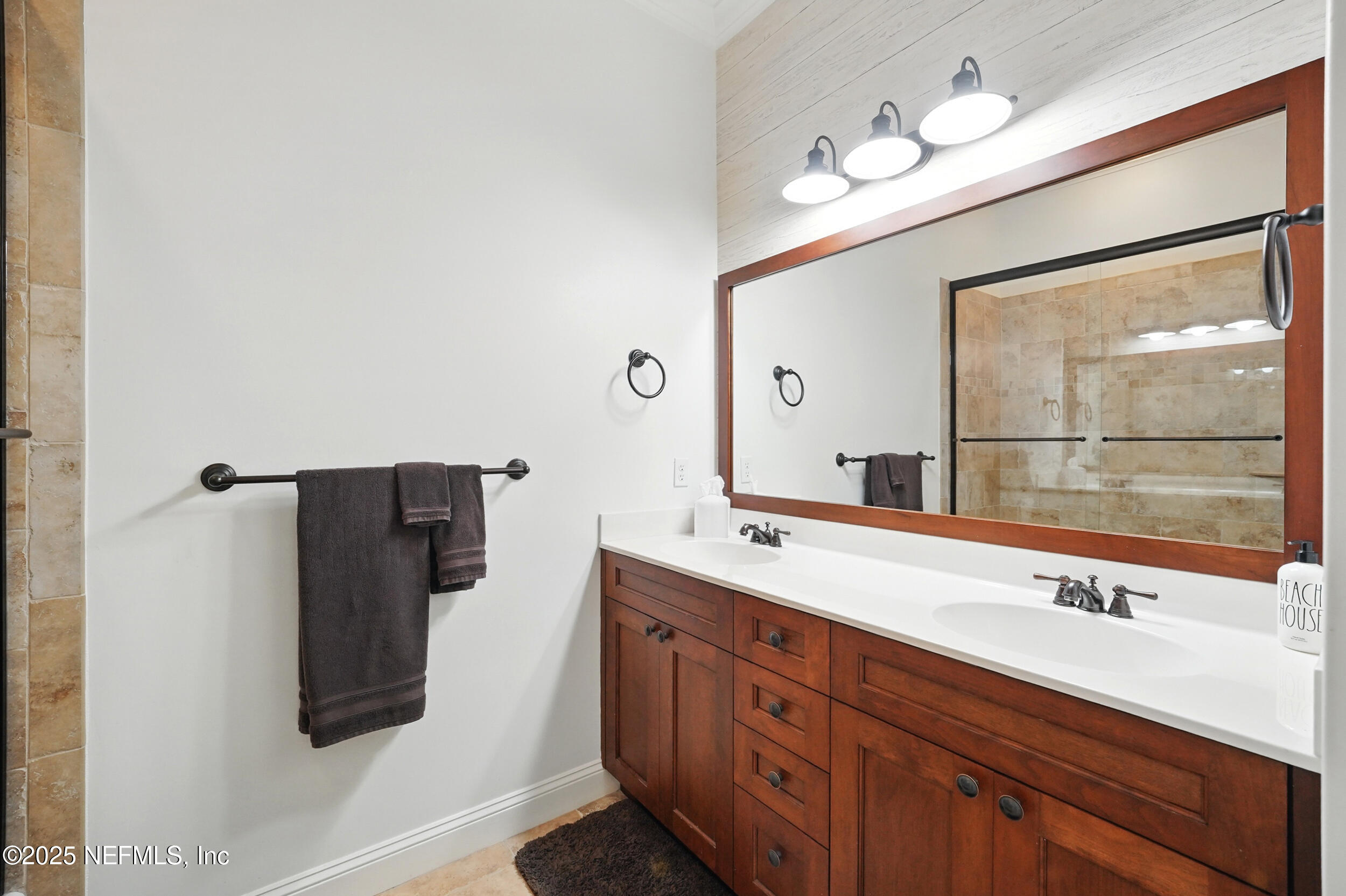 1648 NOTTINGHAM KNOLL Drive