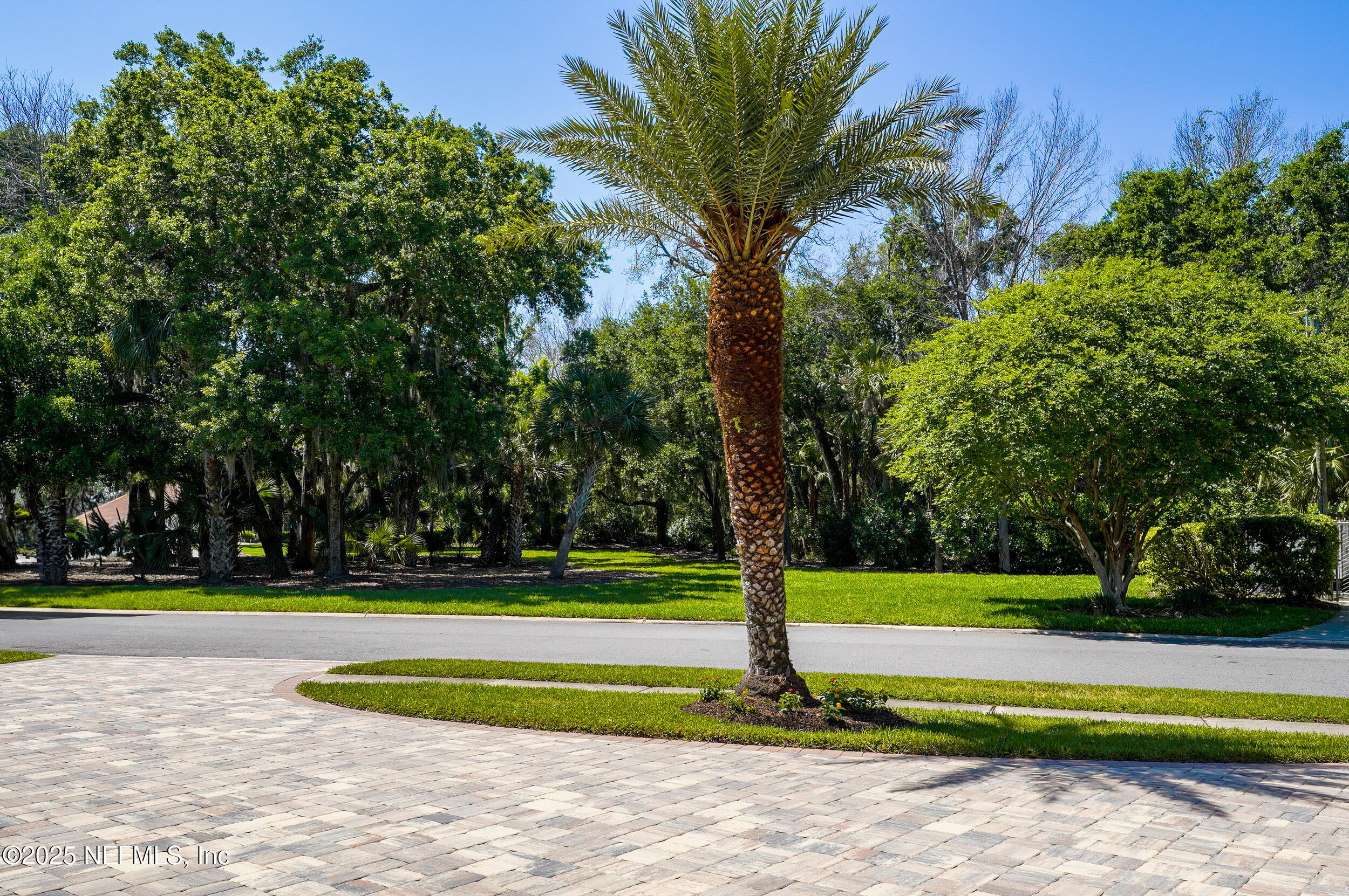 1648 NOTTINGHAM KNOLL Drive