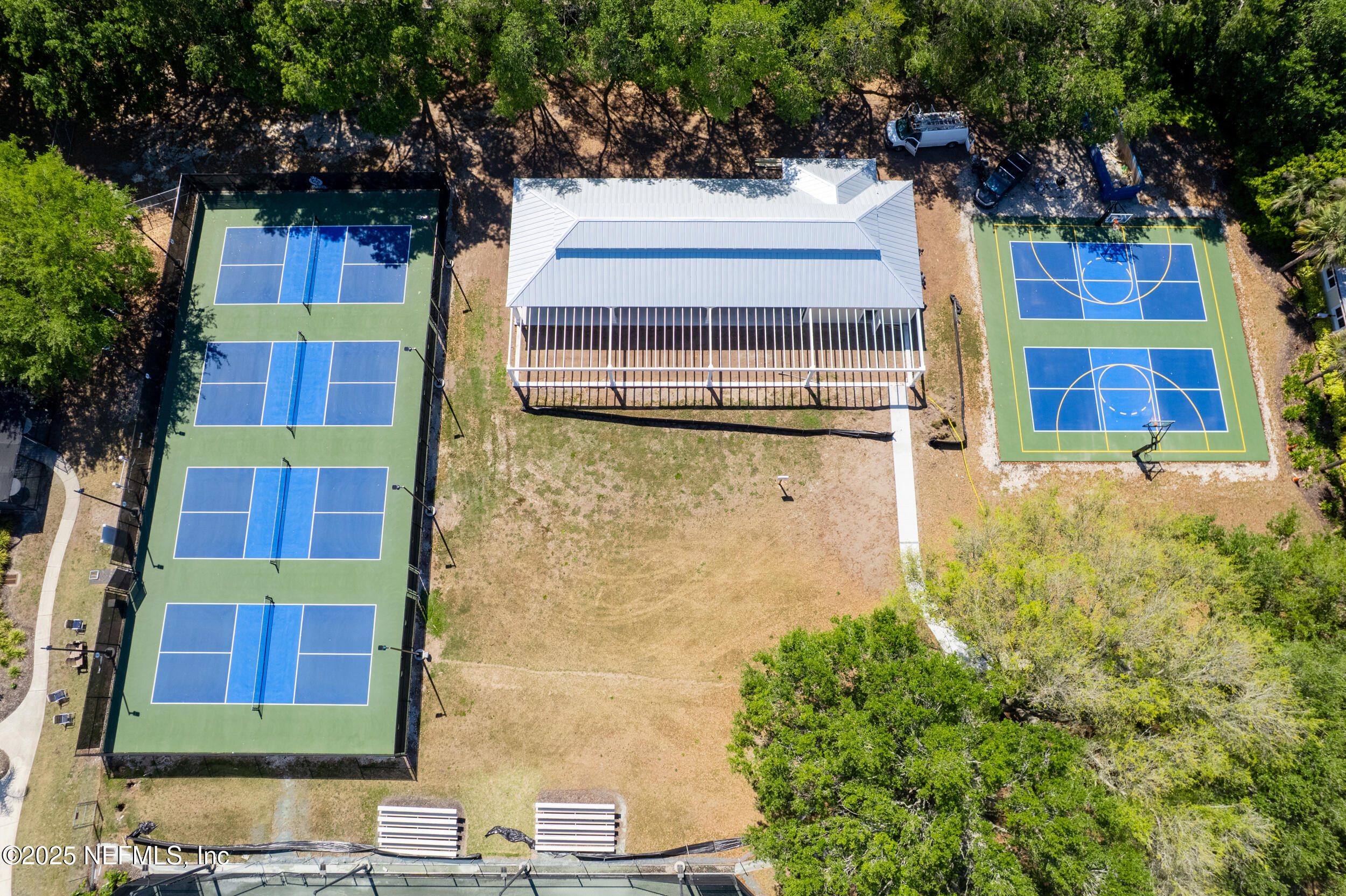 1648 NOTTINGHAM KNOLL Drive