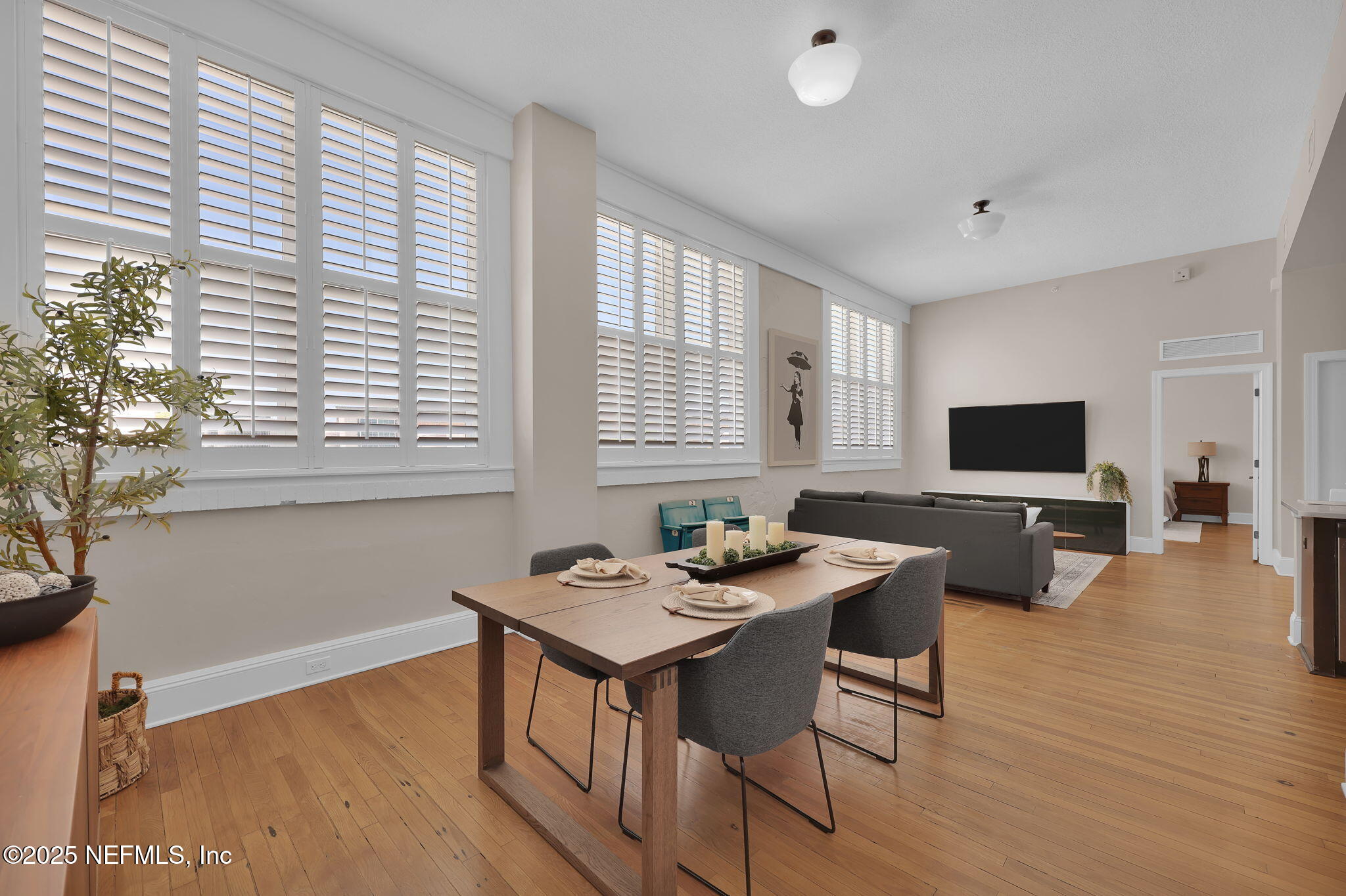 2525 COLLEGE Street, 1312