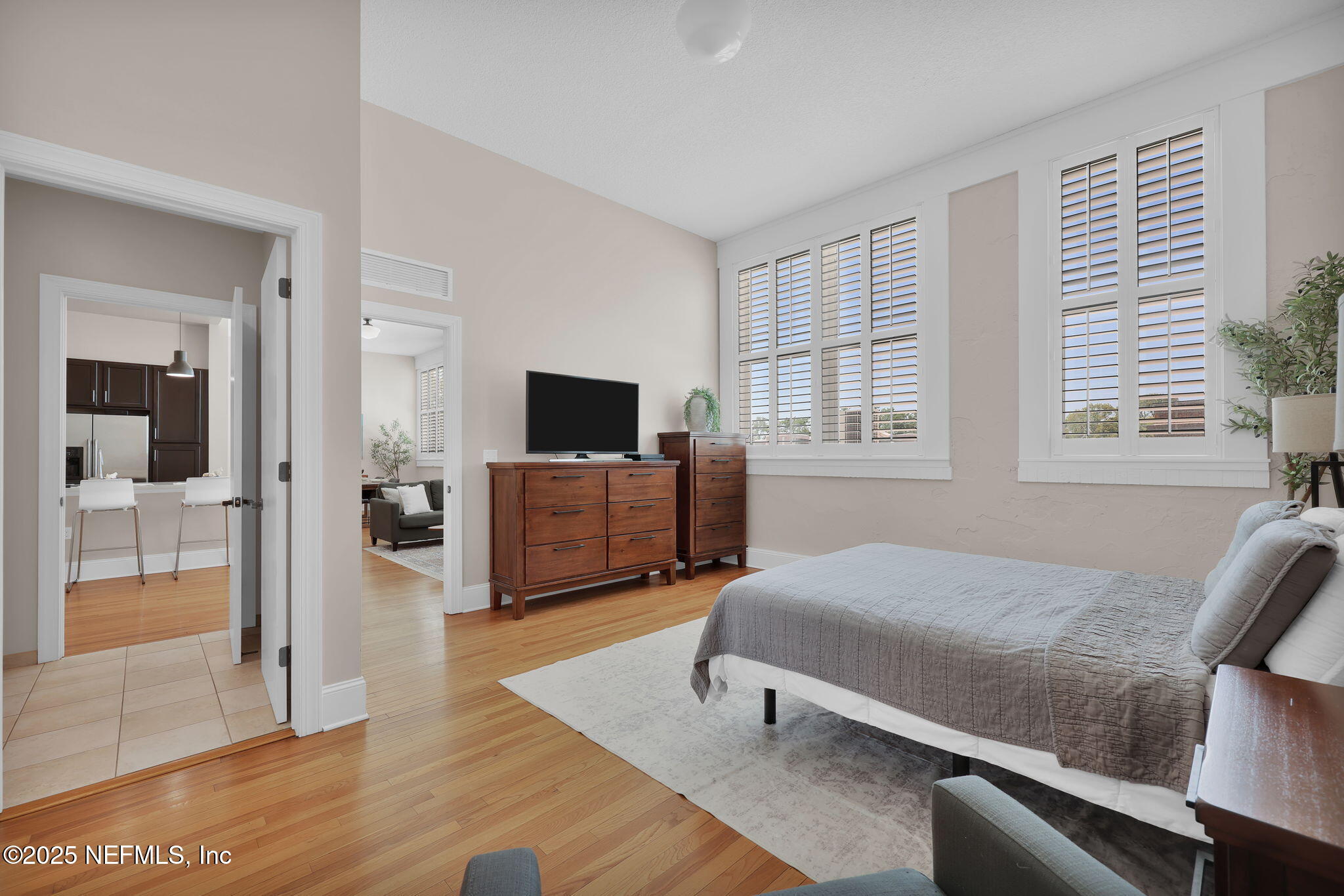 2525 COLLEGE Street, 1312