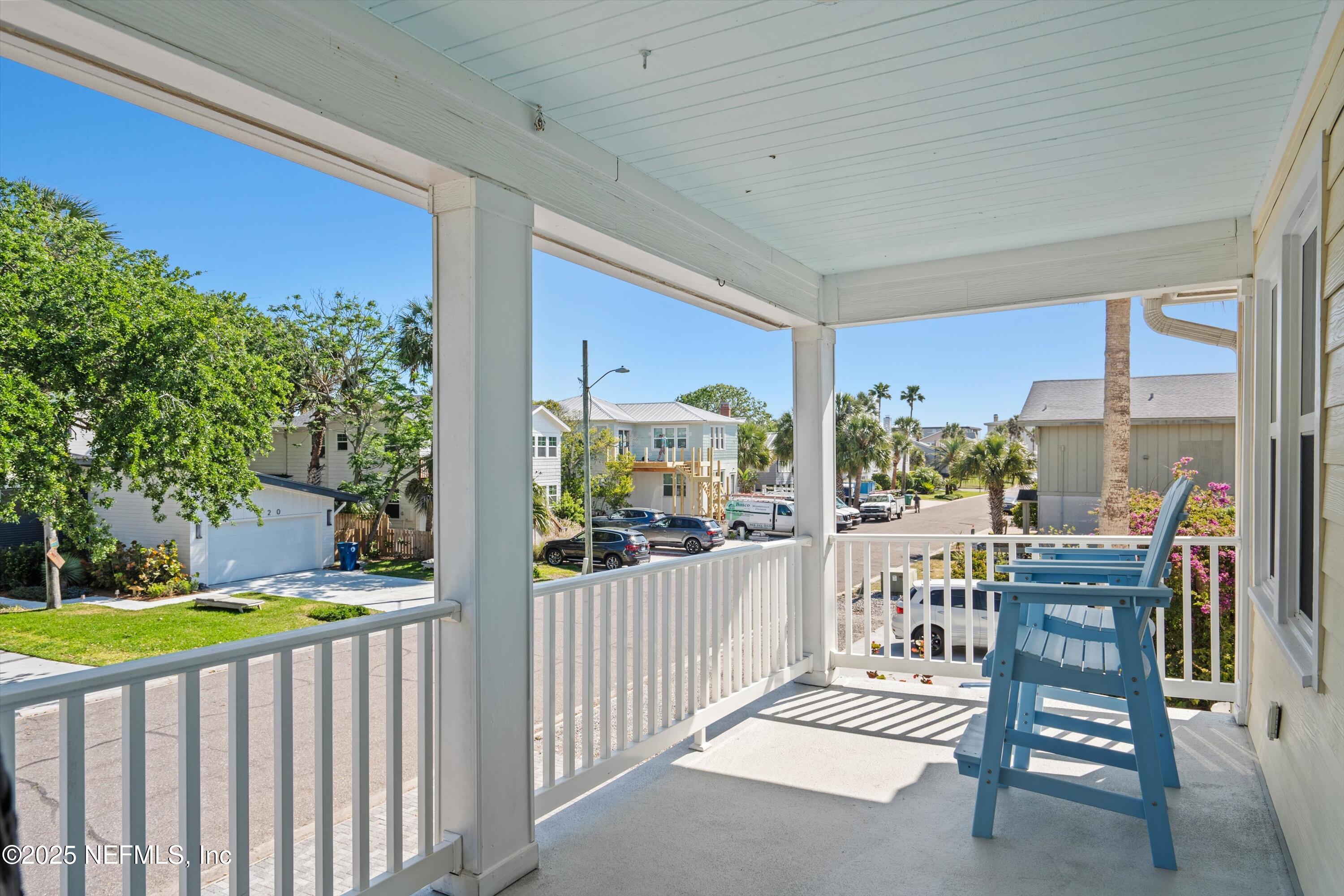 225 LORA Street