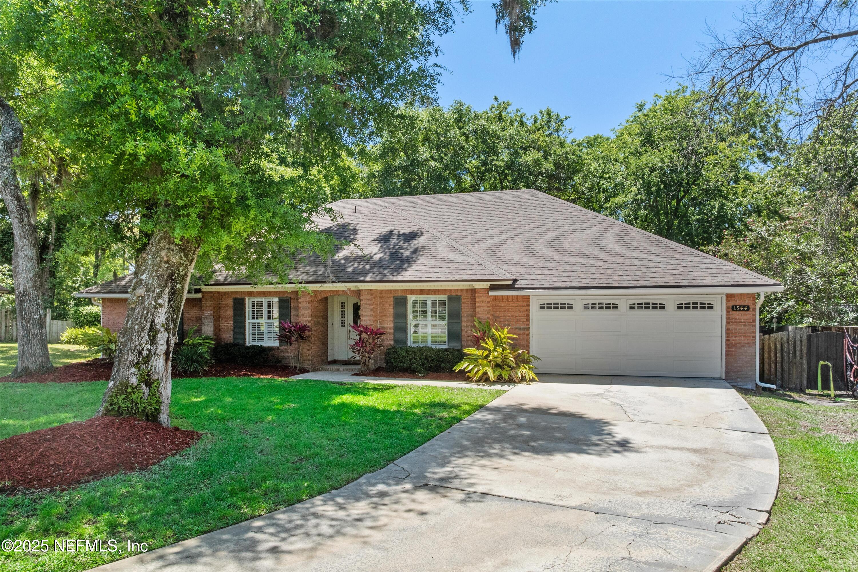 1344 WILLOW OAKS Drive S