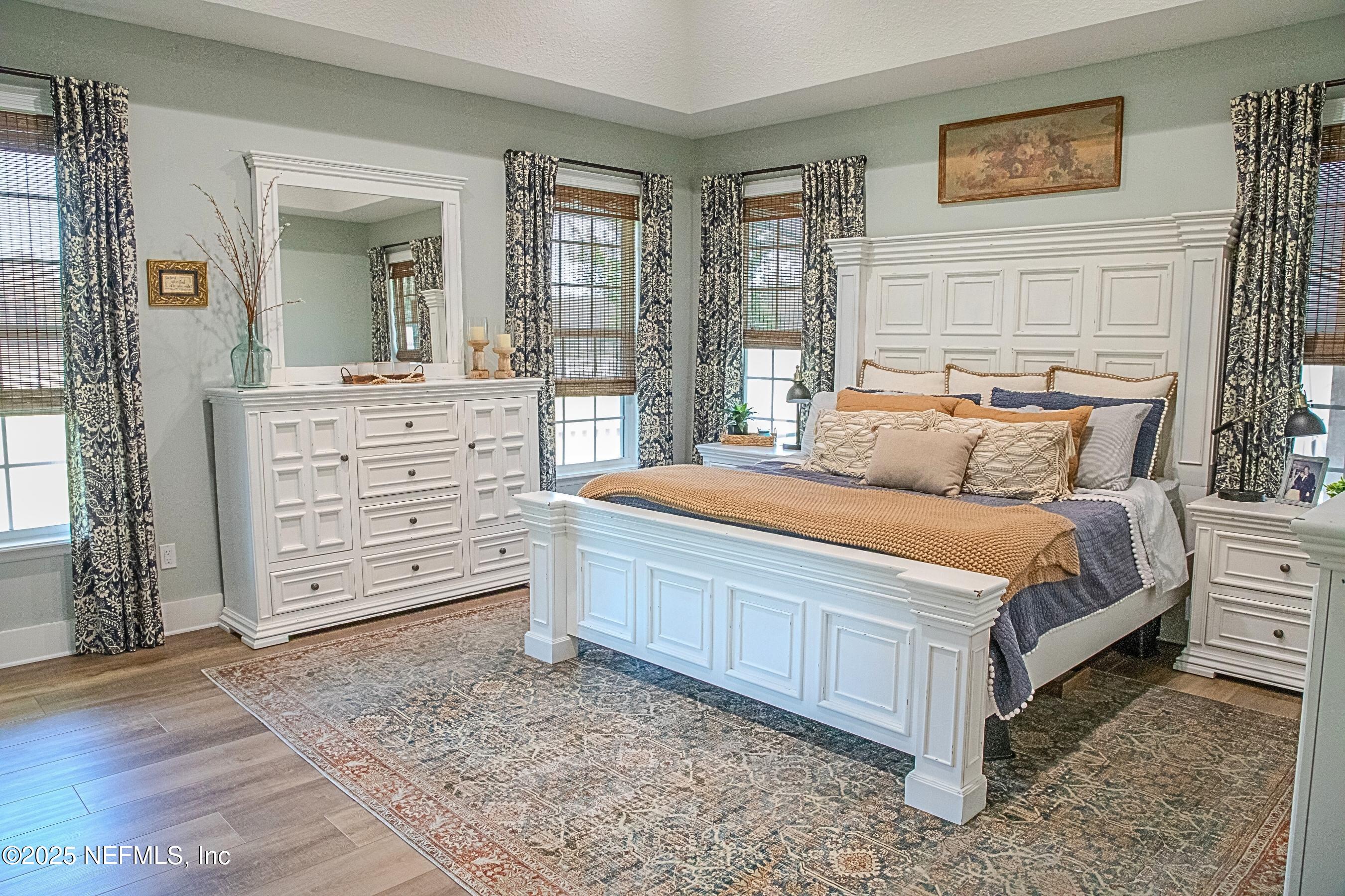 10021 MORNING GLORY Lane