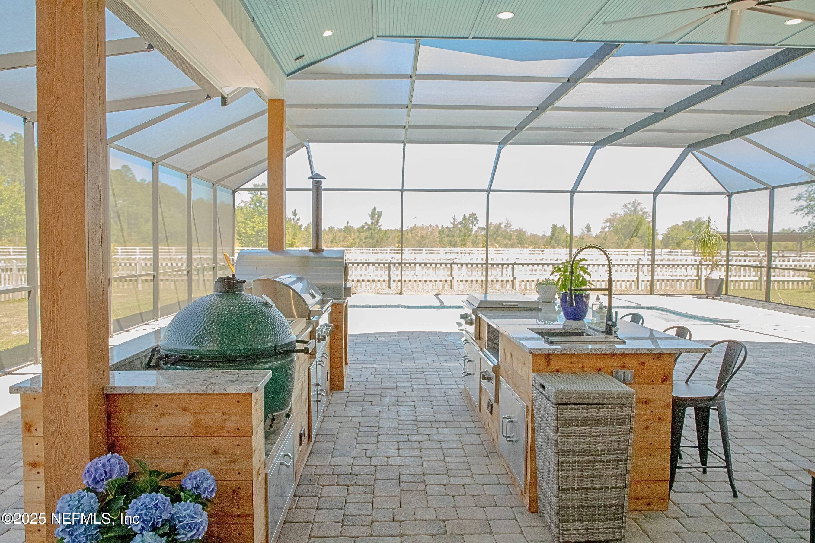 10021 MORNING GLORY Lane