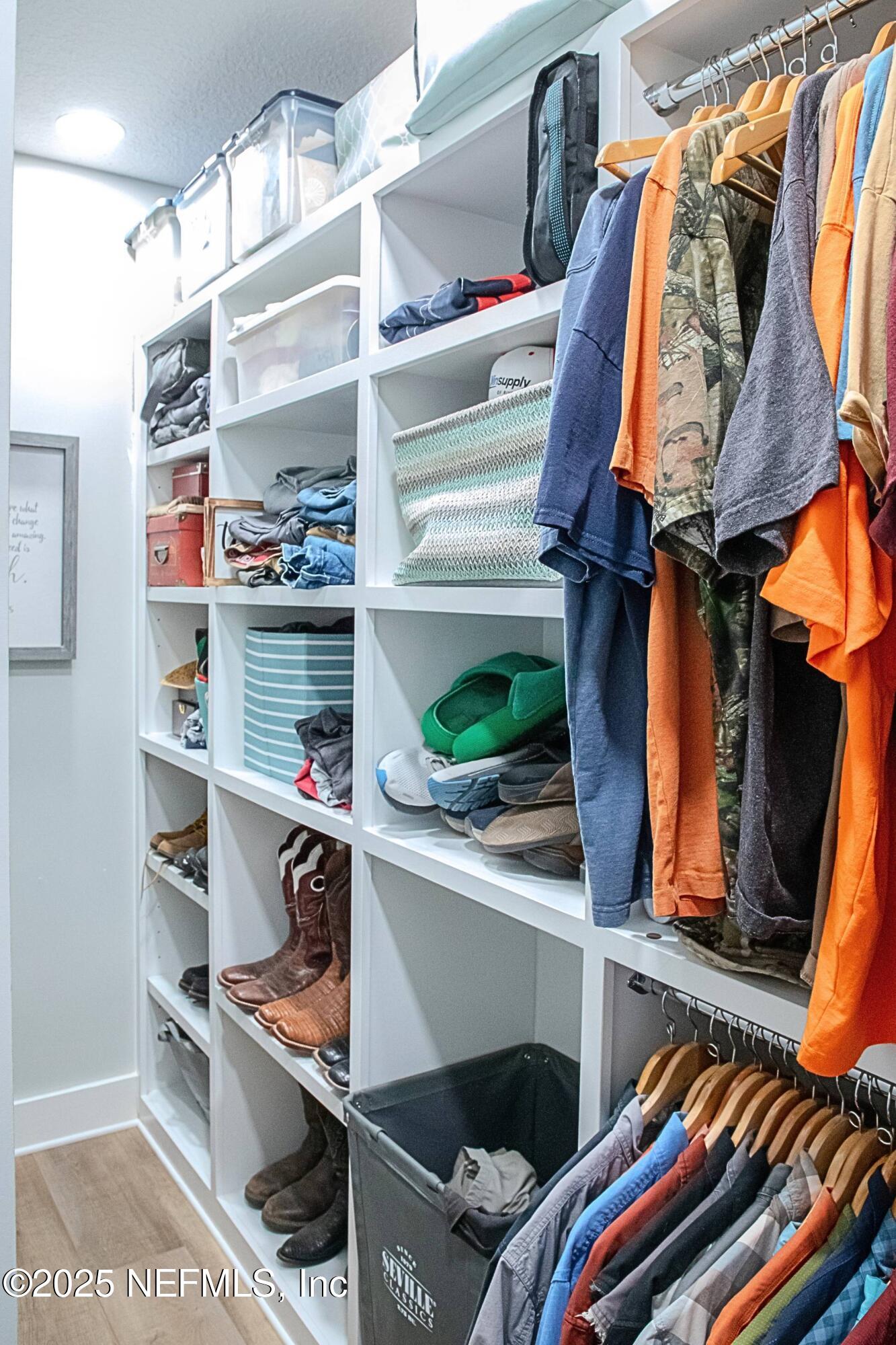 10021 MORNING GLORY Lane