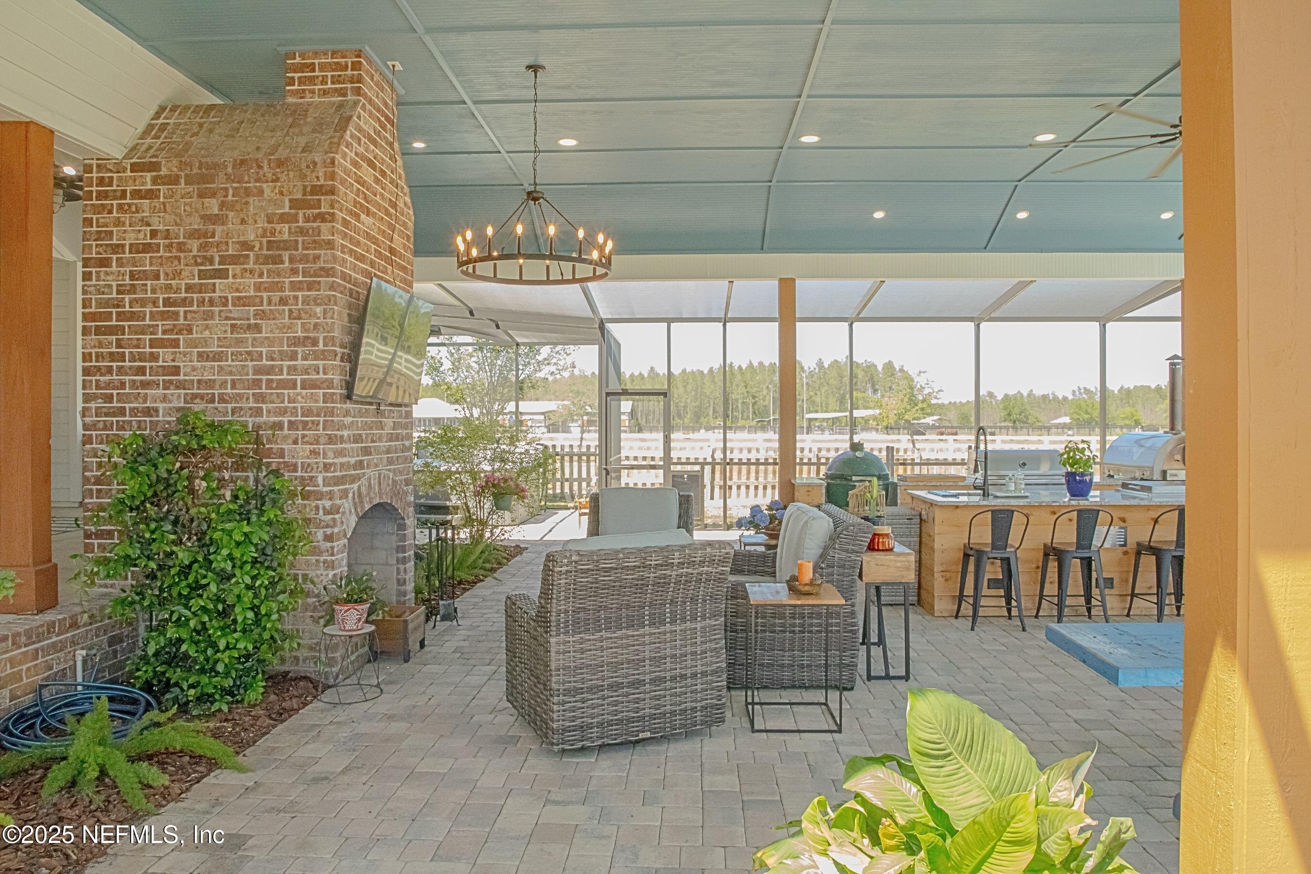 10021 MORNING GLORY Lane