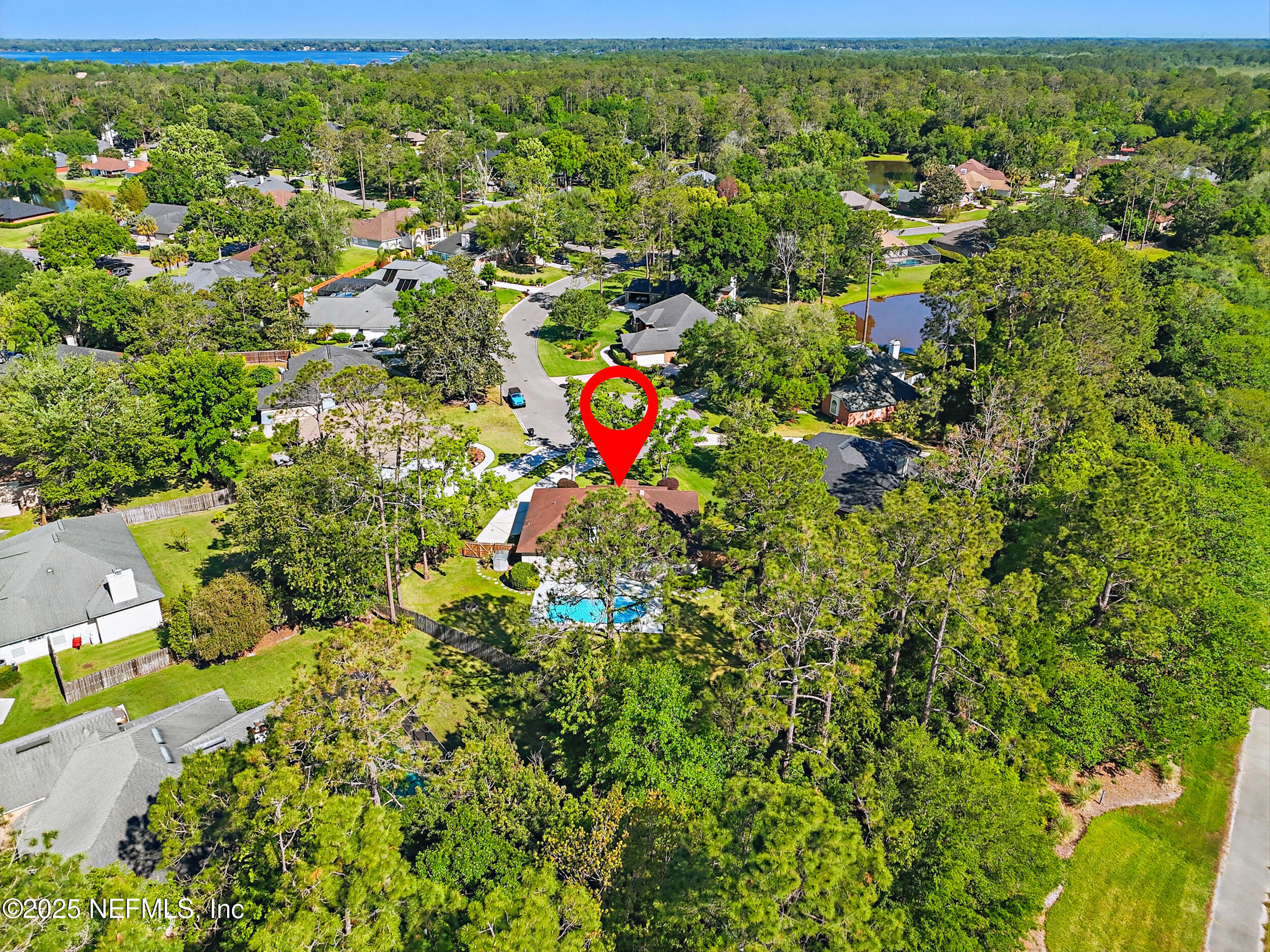 1600 CHAIN FERN Way