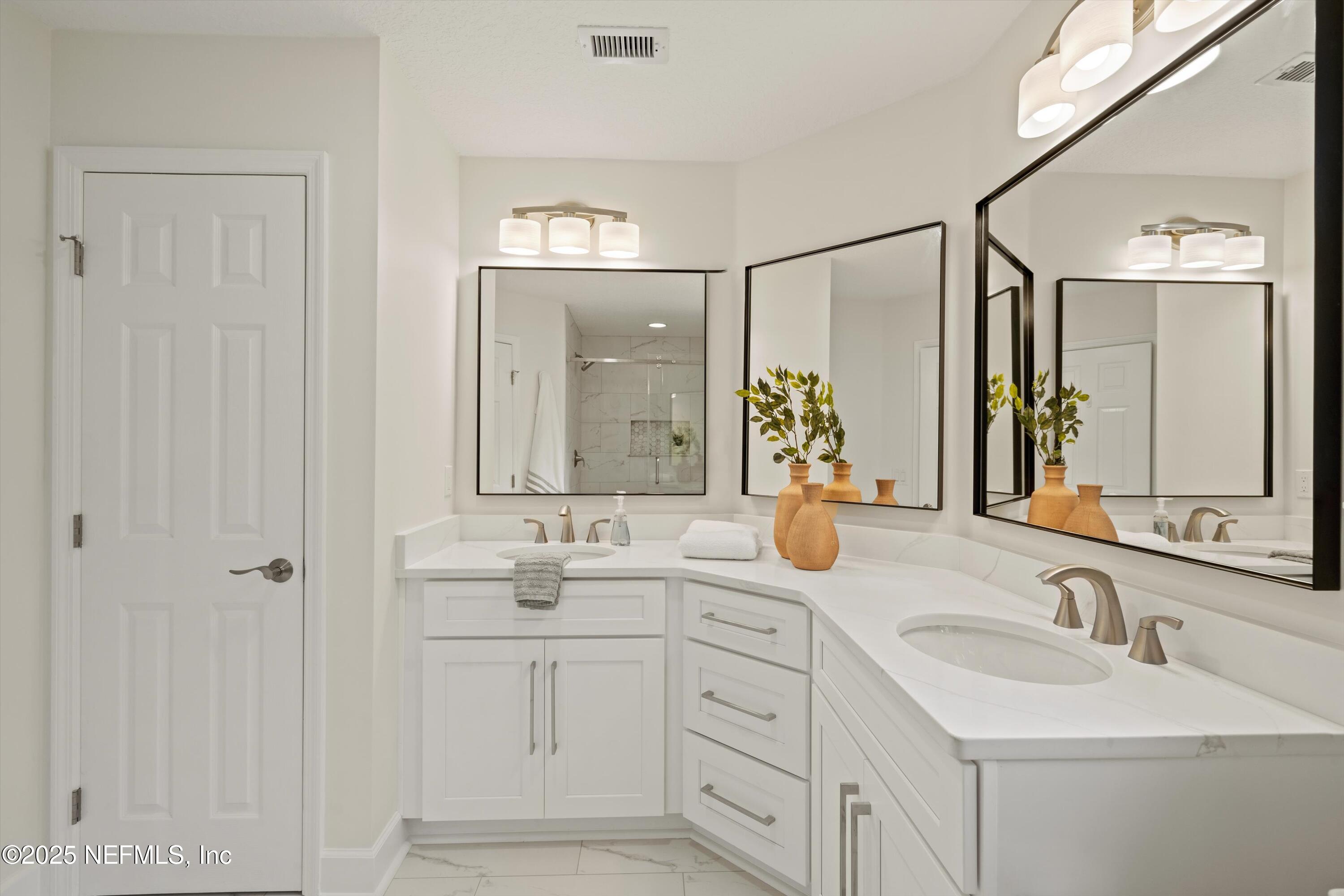 3763 SANCTUARY Way N