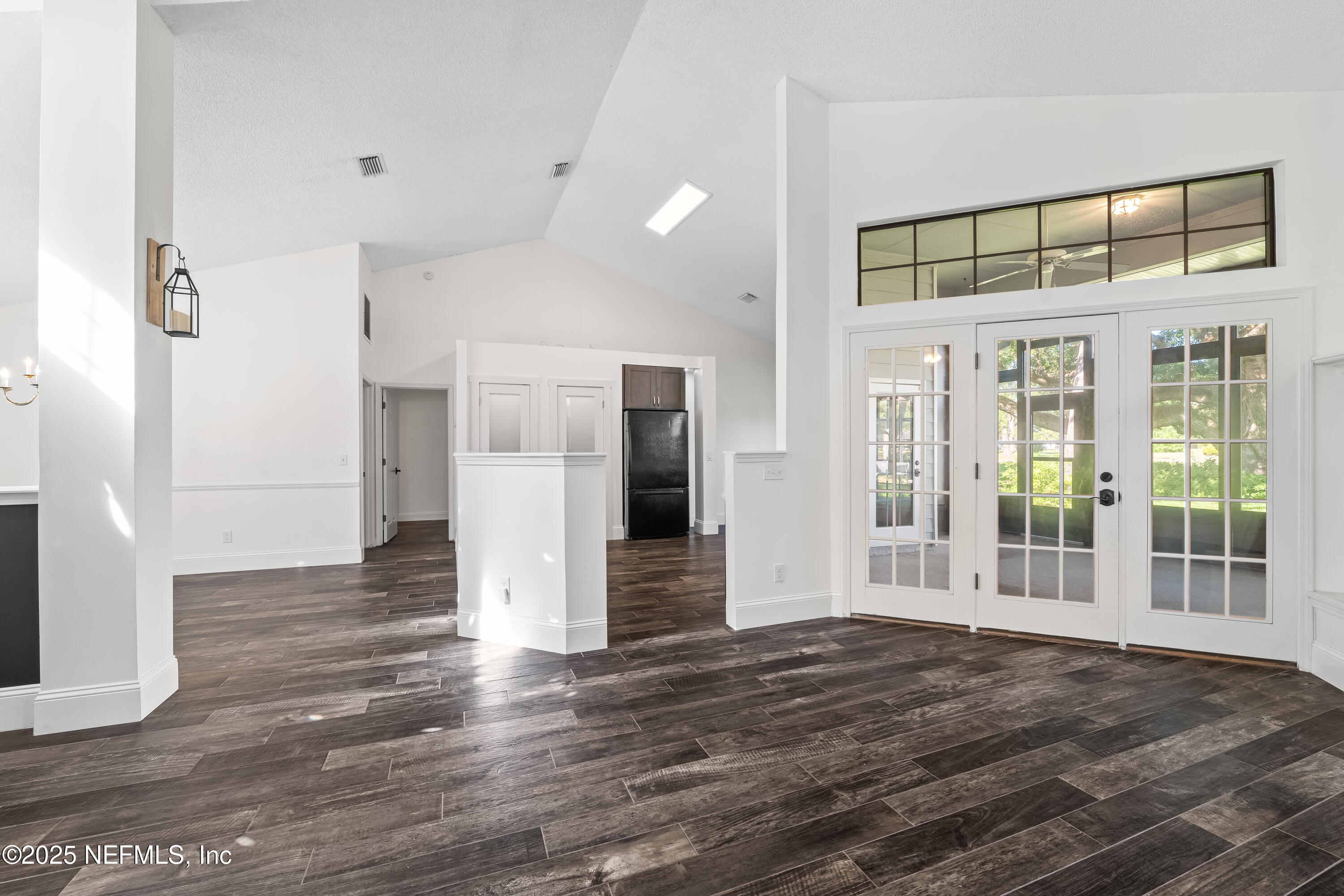 3709 BORDEN Lane