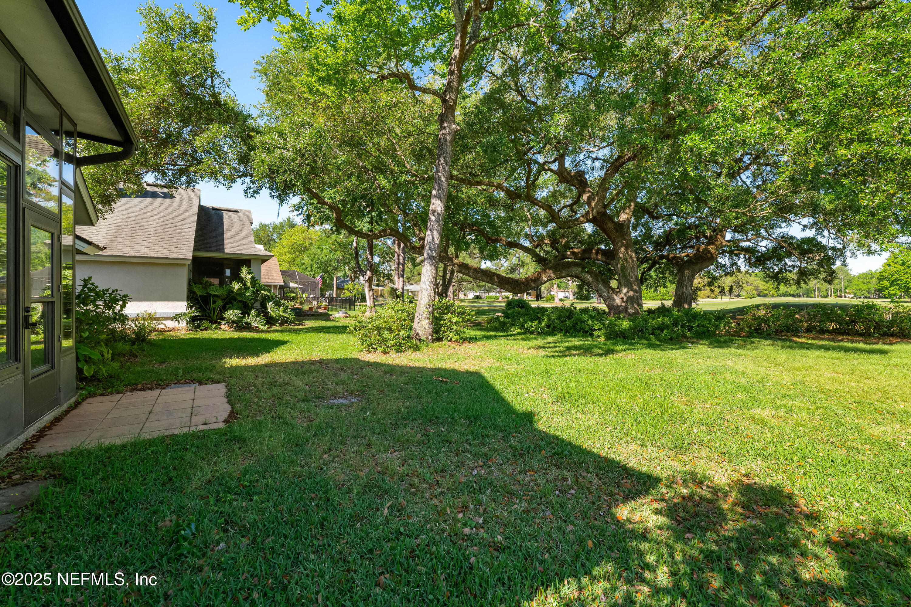 3709 BORDEN Lane