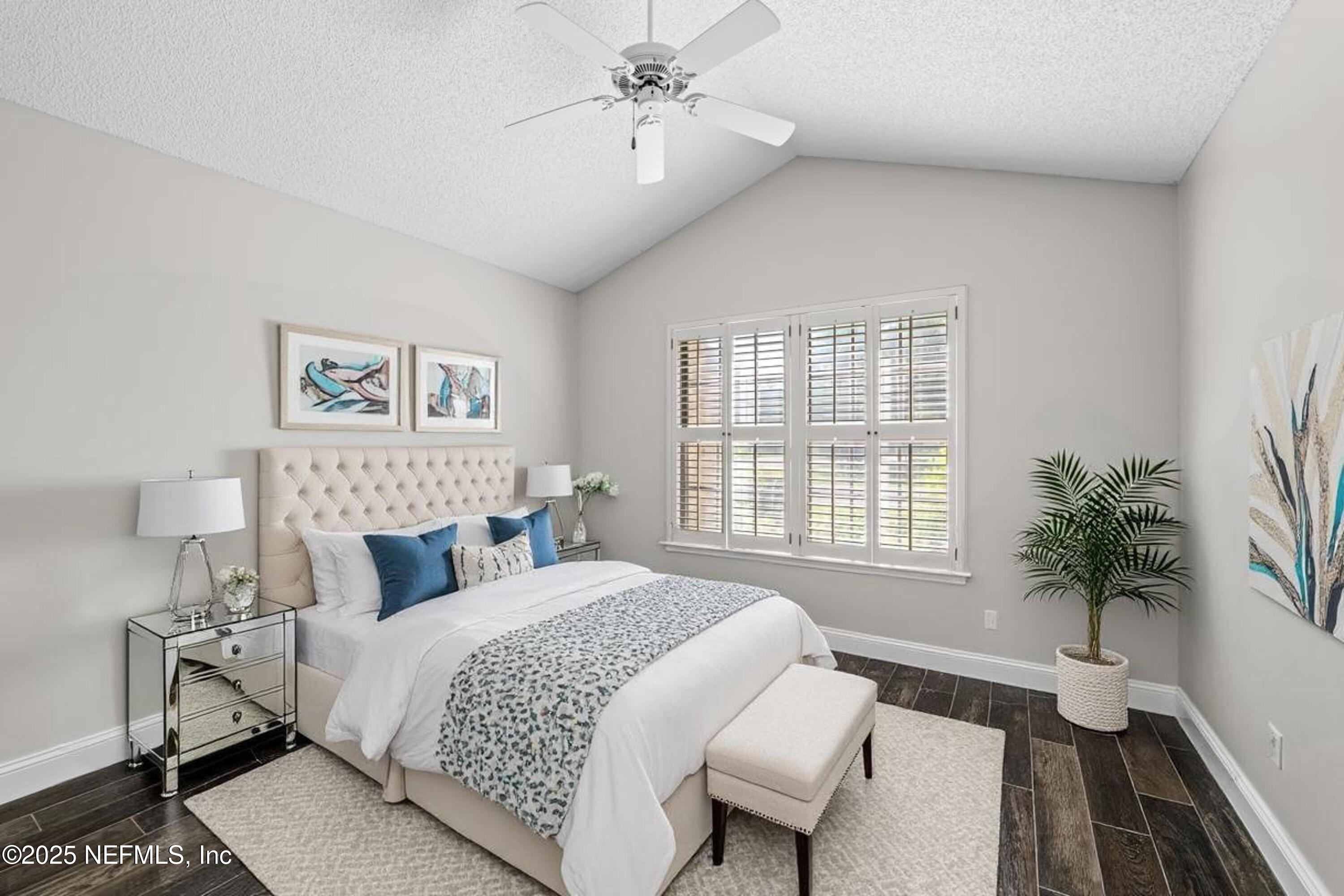3709 BORDEN Lane