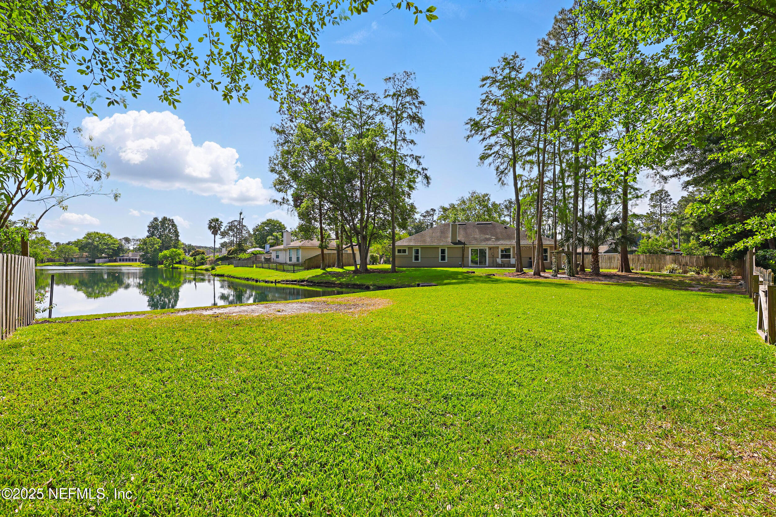 3607 CAMERON CROSSING Drive