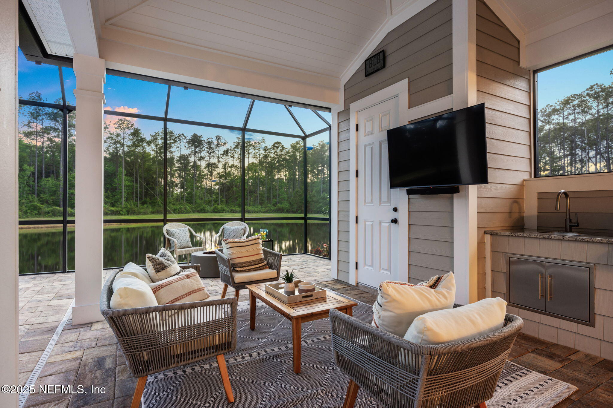 187 OUTLOOK Drive