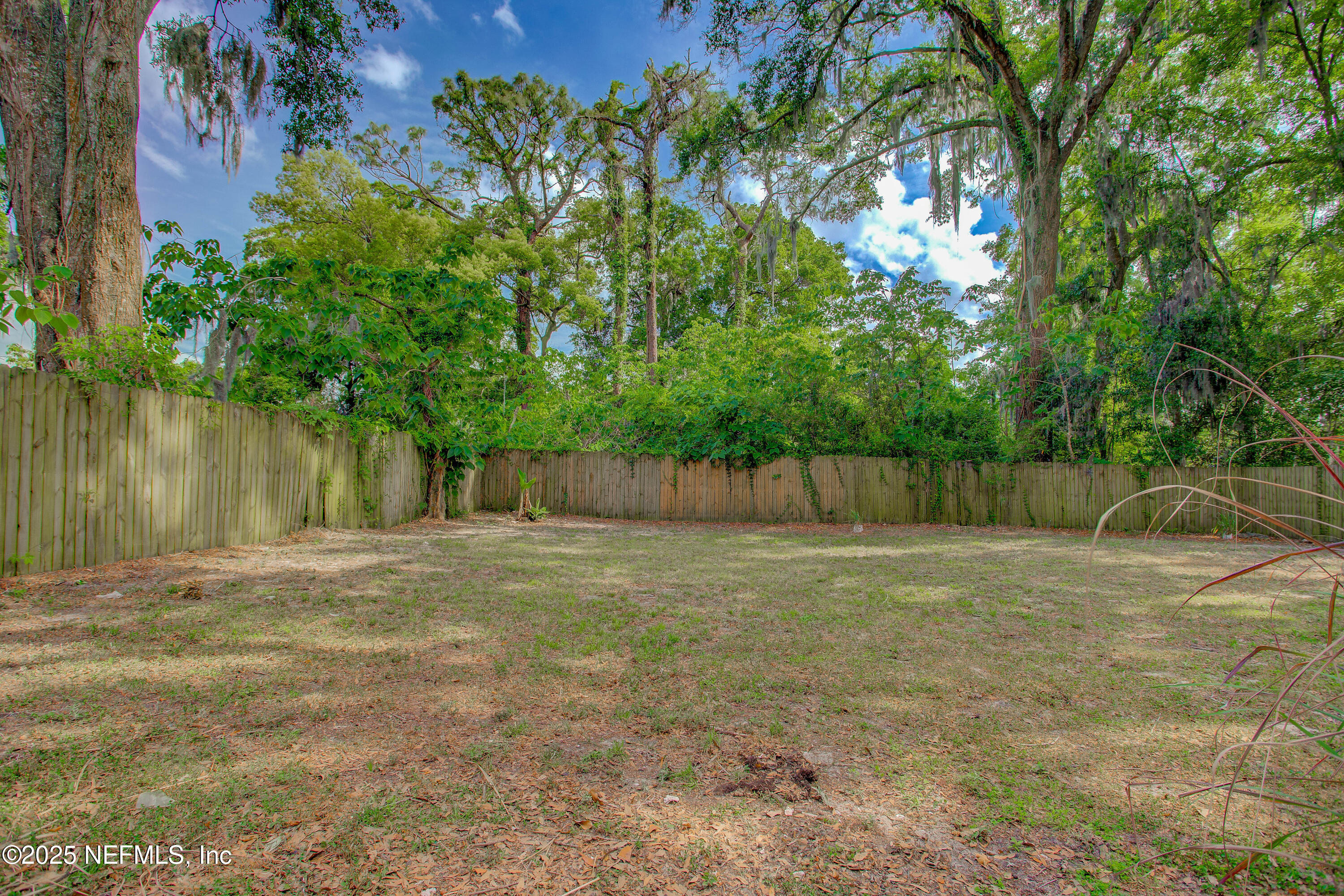 5540 WINDERMERE Drive