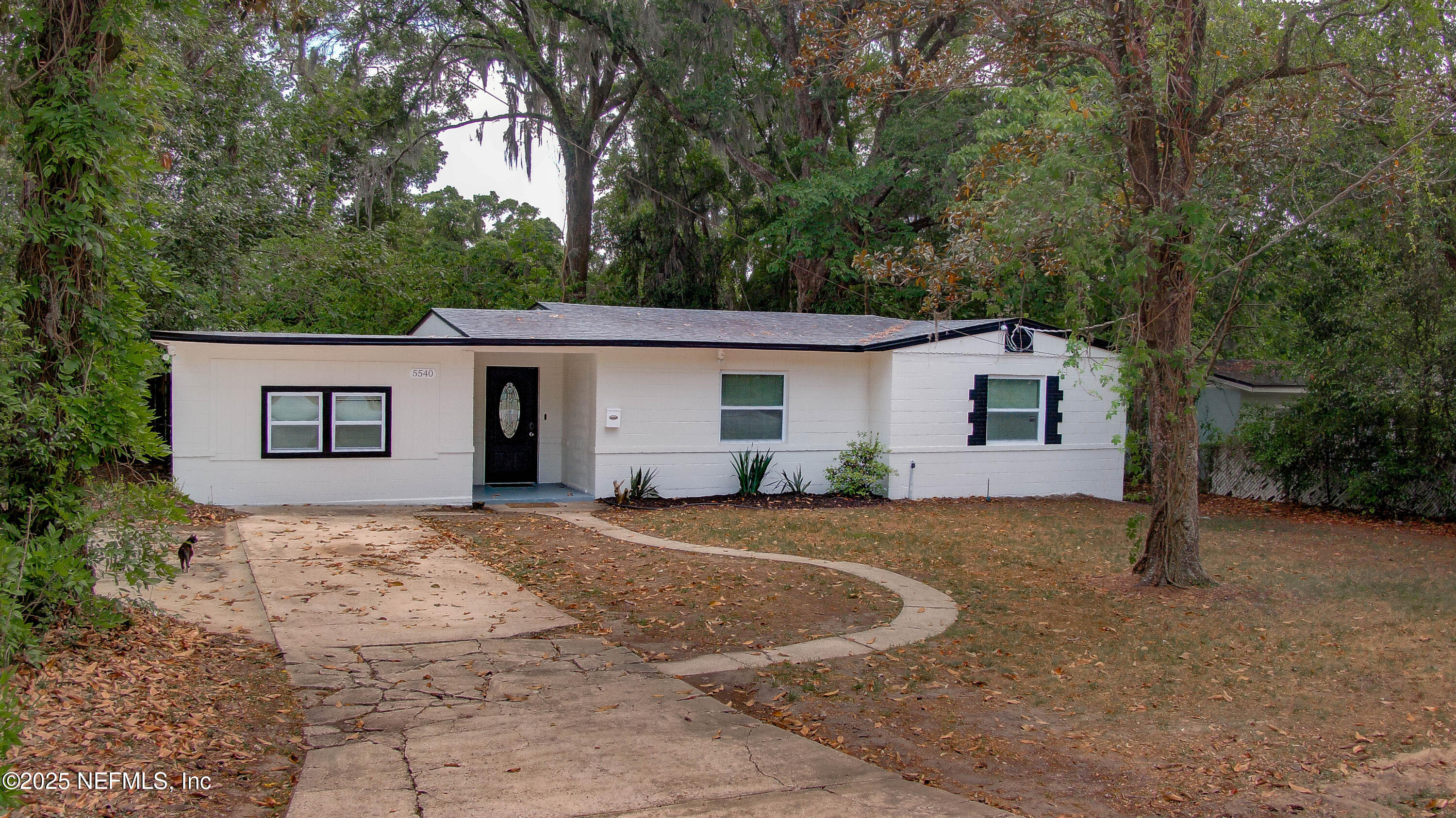 5540 WINDERMERE Drive
