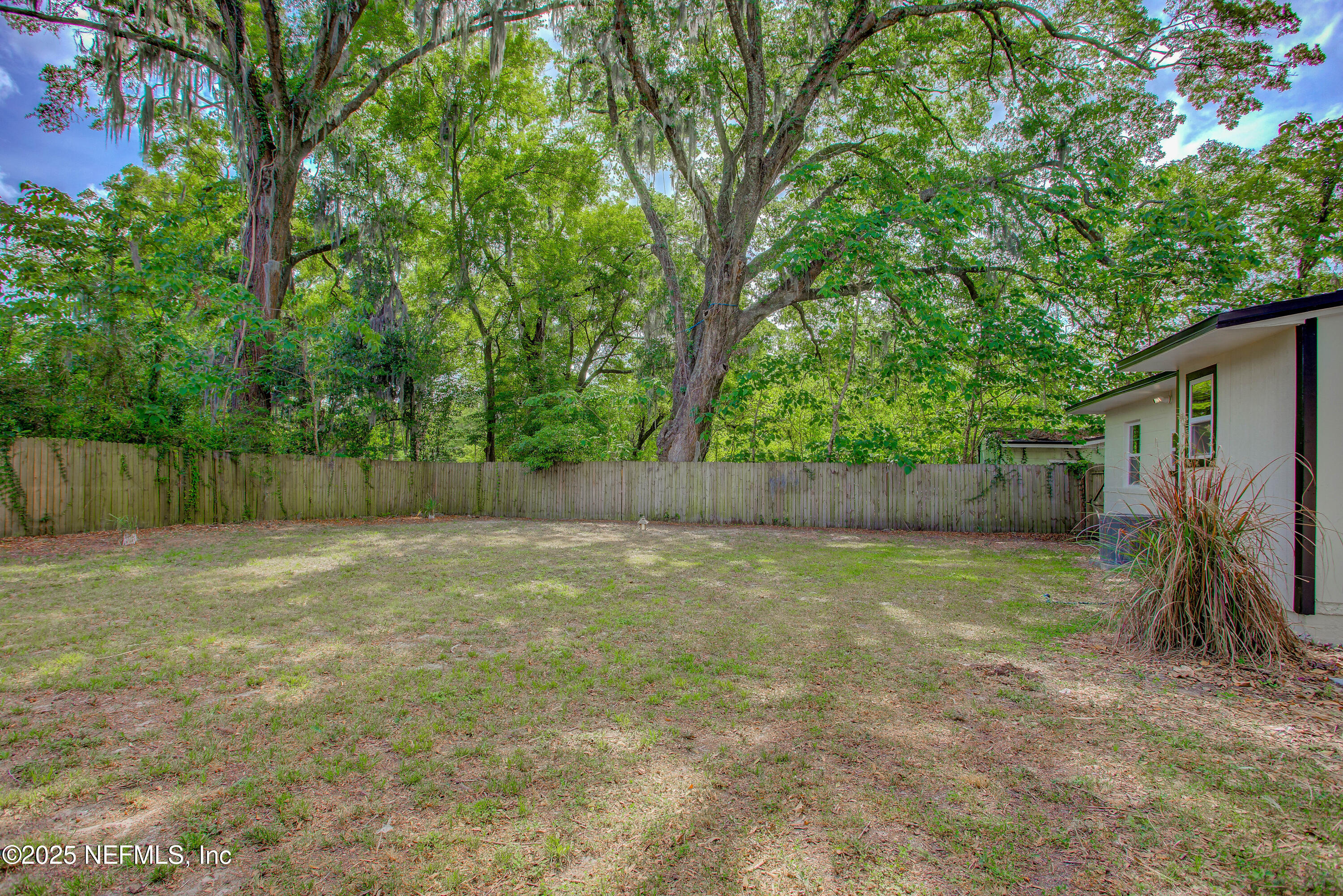 5540 WINDERMERE Drive