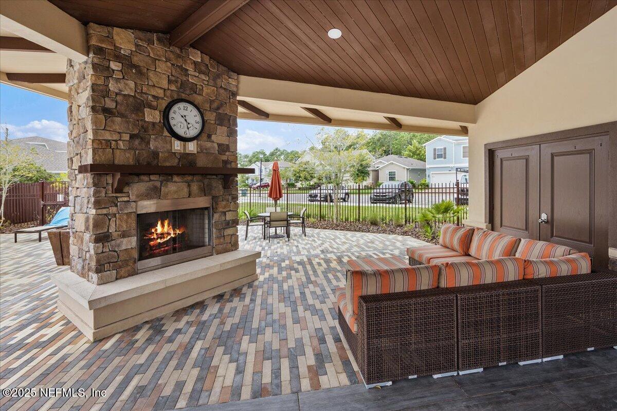 2392 REESE Way