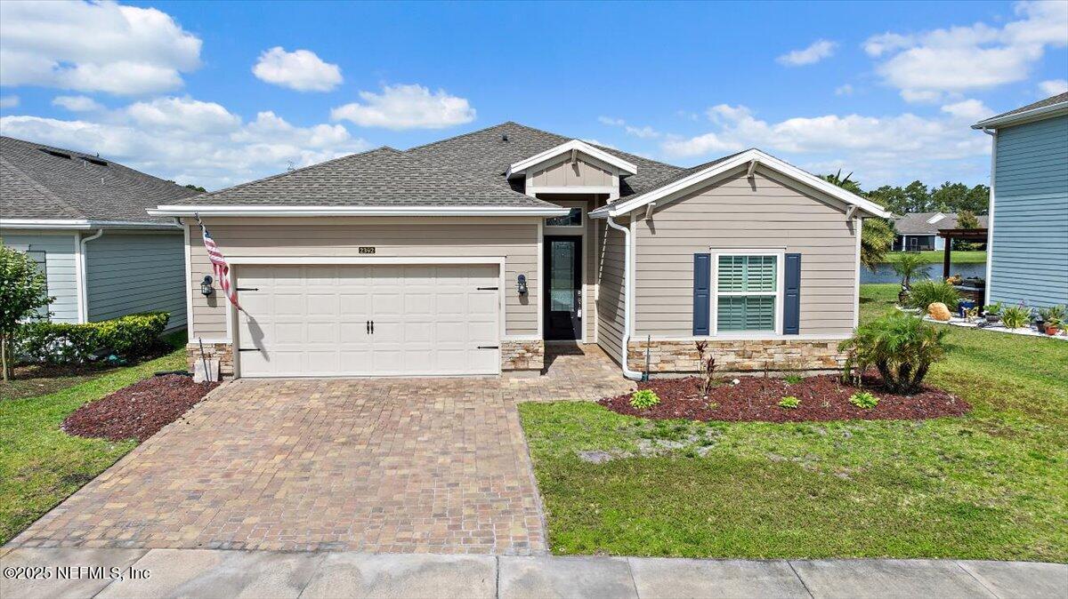 2392 REESE Way