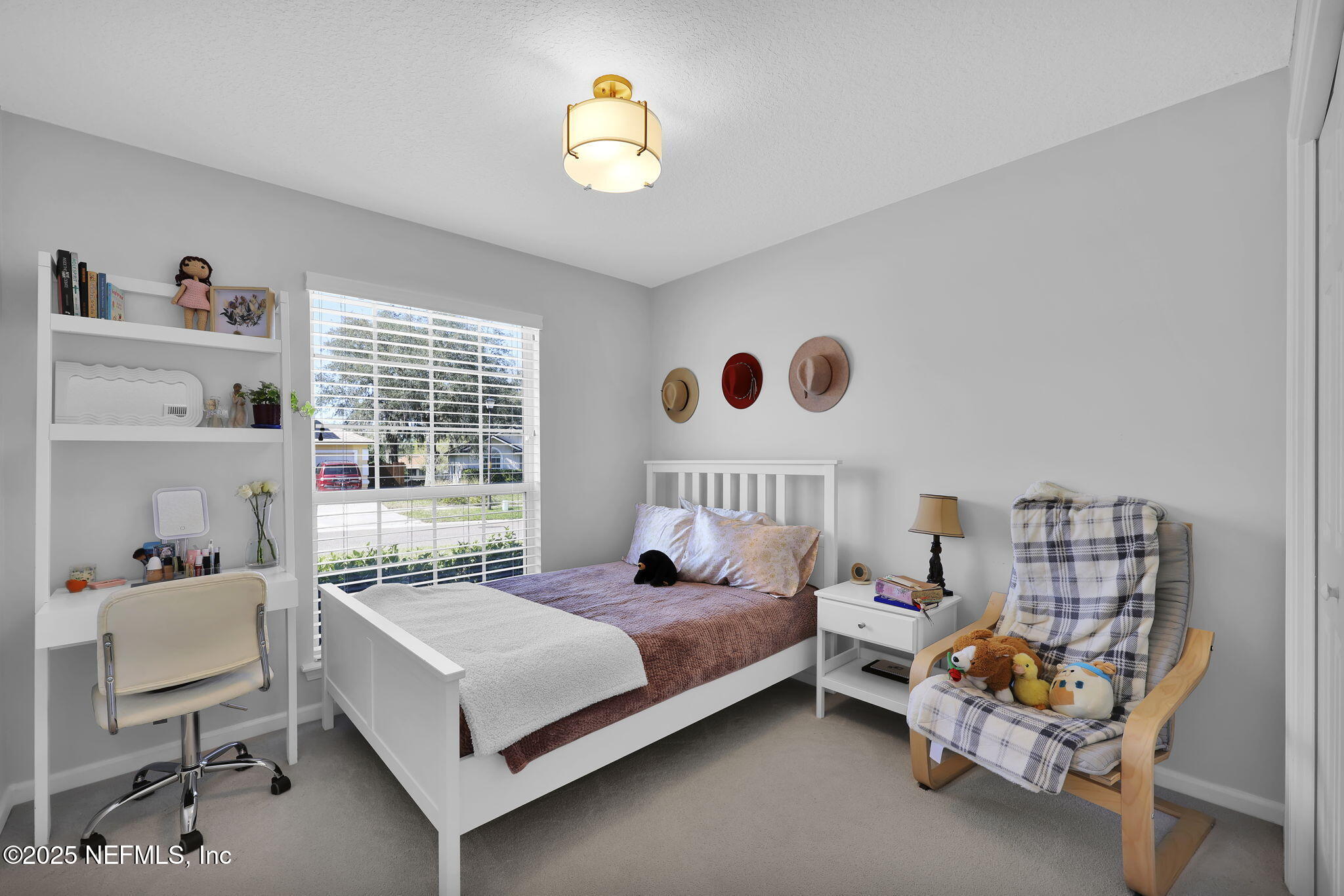 2533 CARRIAGE LAMP Drive