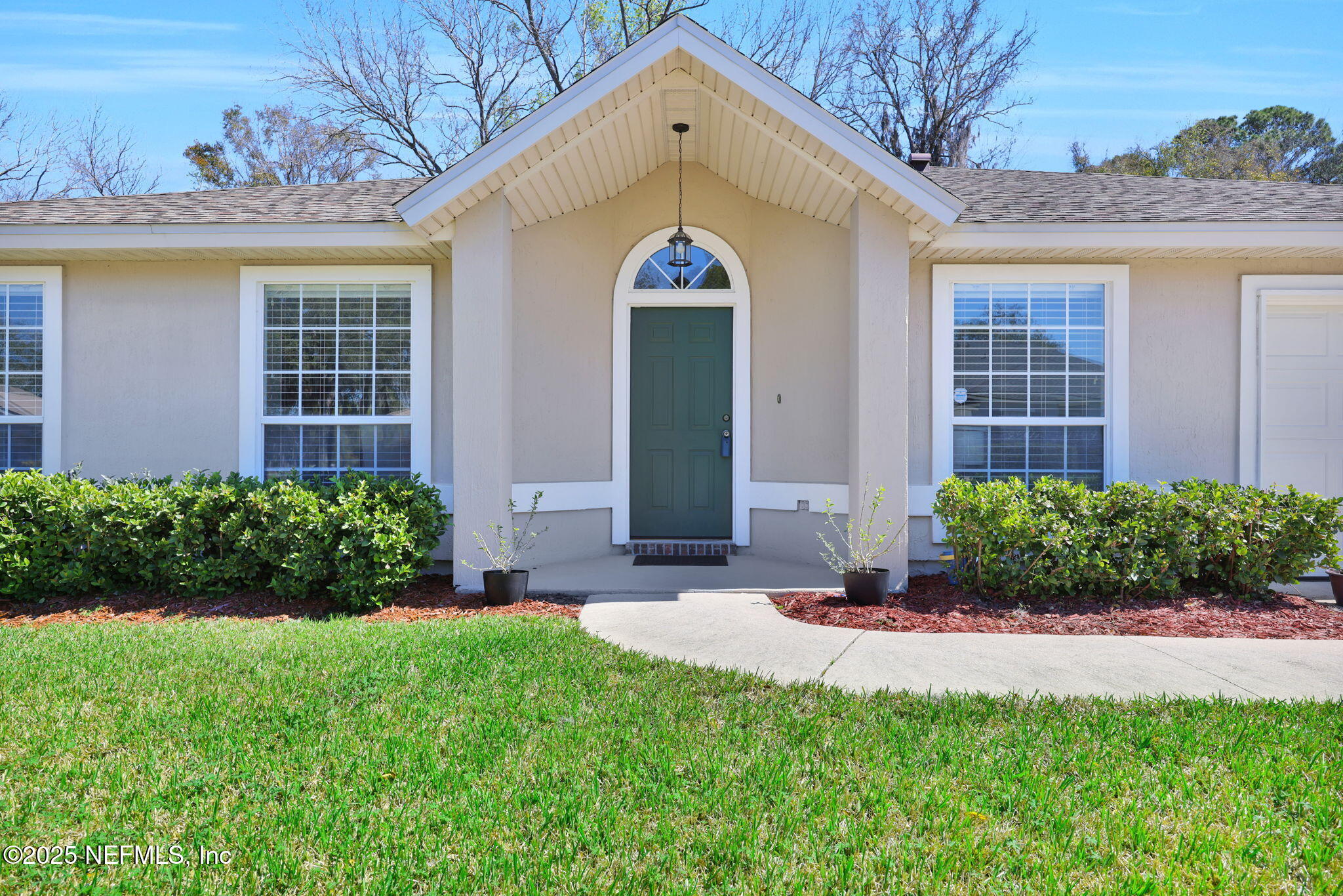 2533 CARRIAGE LAMP Drive