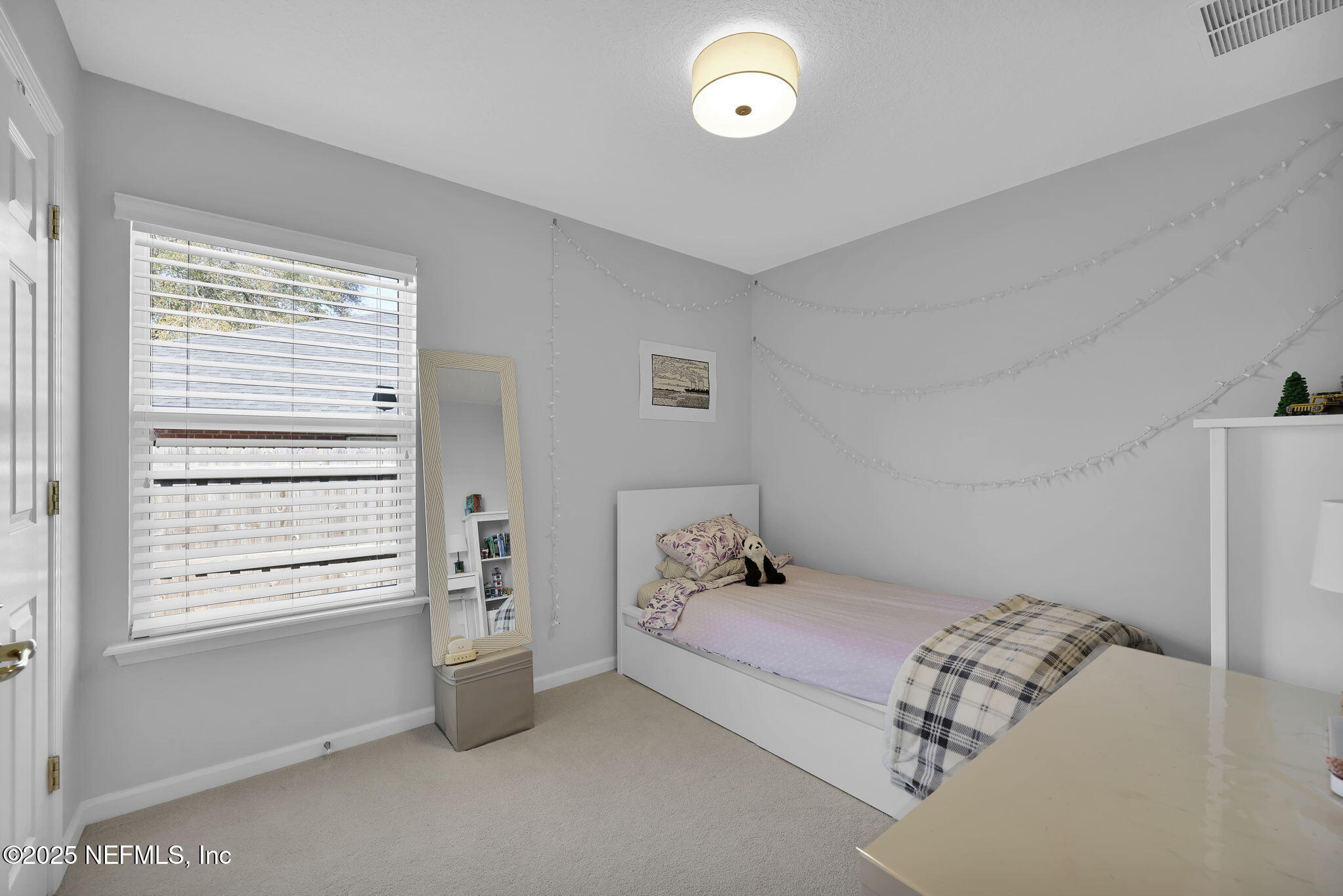 2533 CARRIAGE LAMP Drive